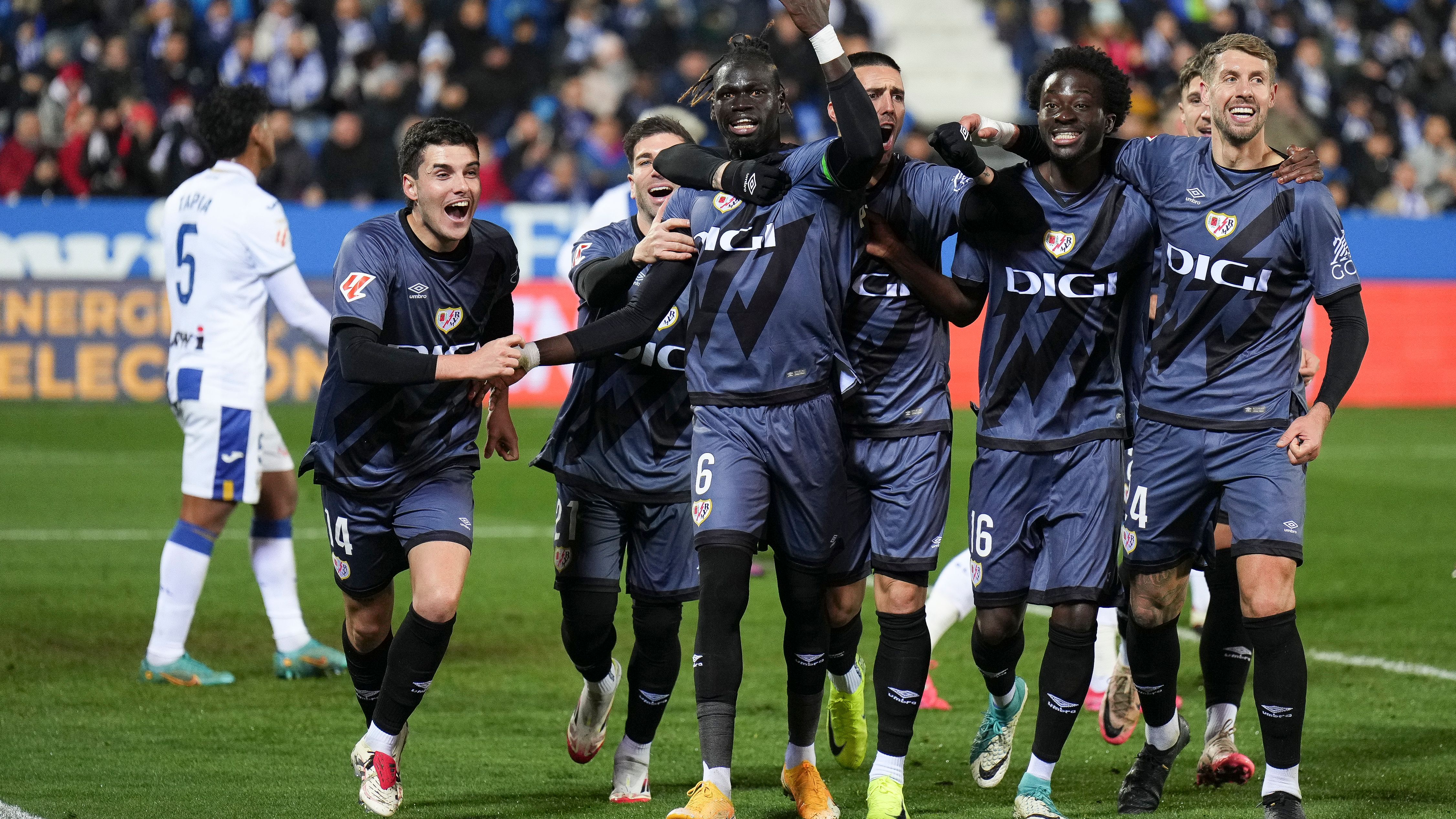 CD Leganes v Rayo Vallecano - La Liga EA Sports