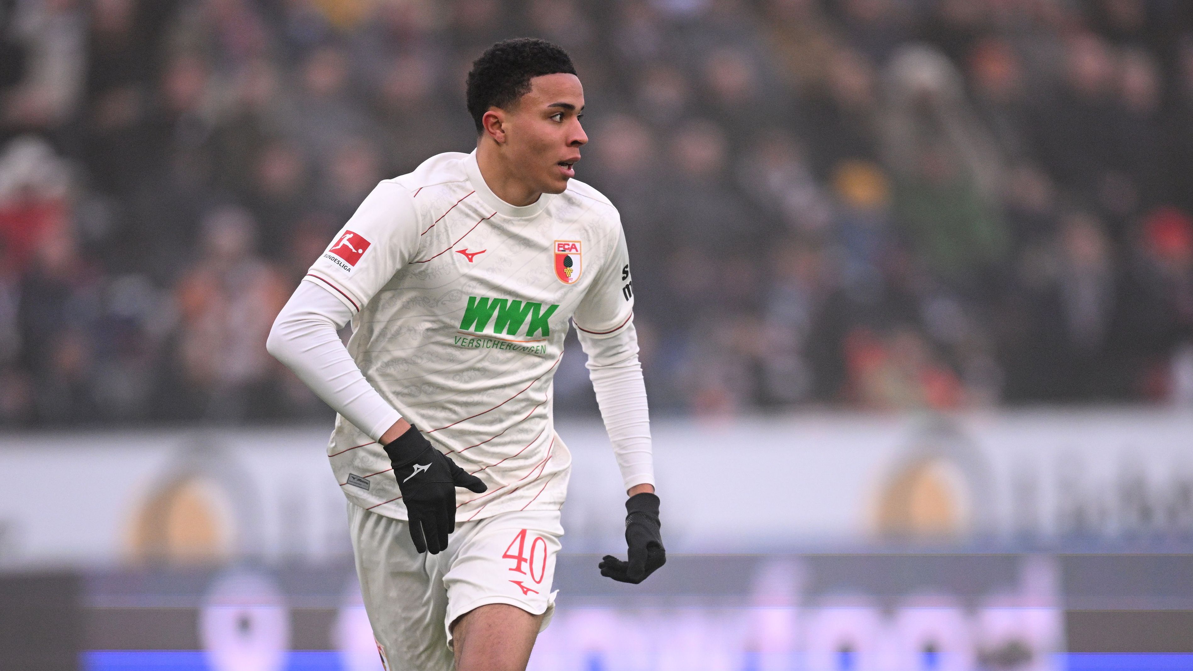 FC St. Pauli 1910 v FC Augsburg - Bundesliga