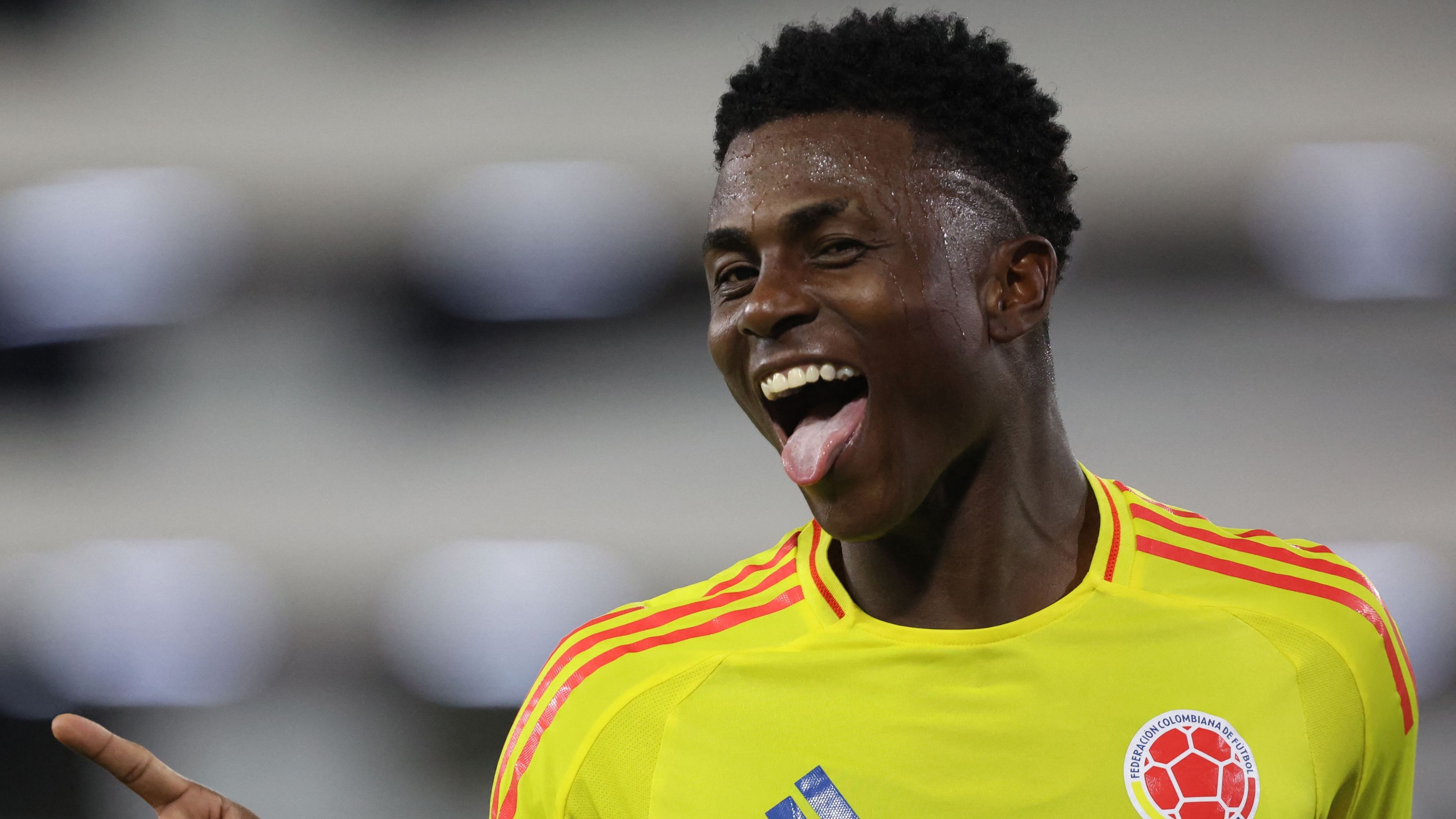 FBL-SOUTHAM-U20-COL-PAR