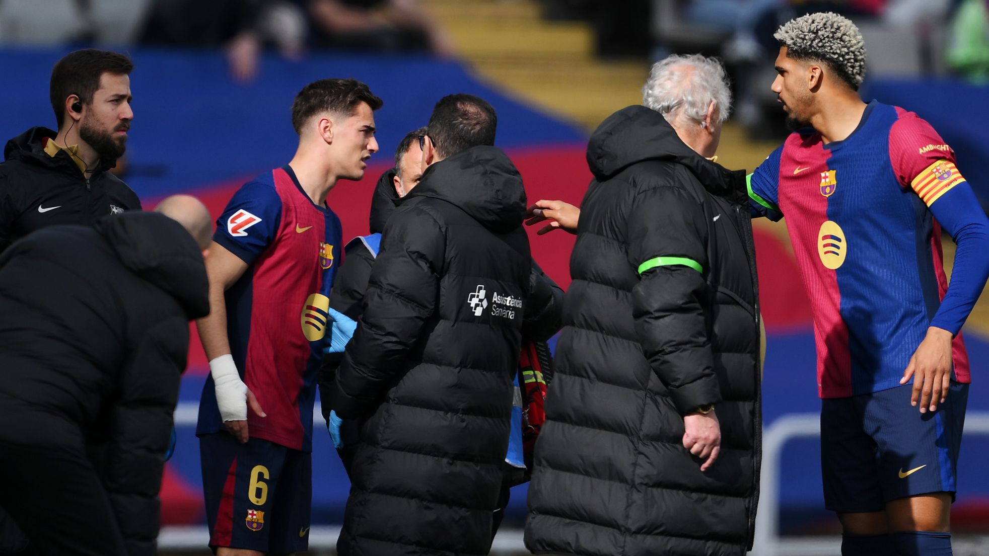 FC Barcelona v Deportivo Alaves - La Liga EA Sports