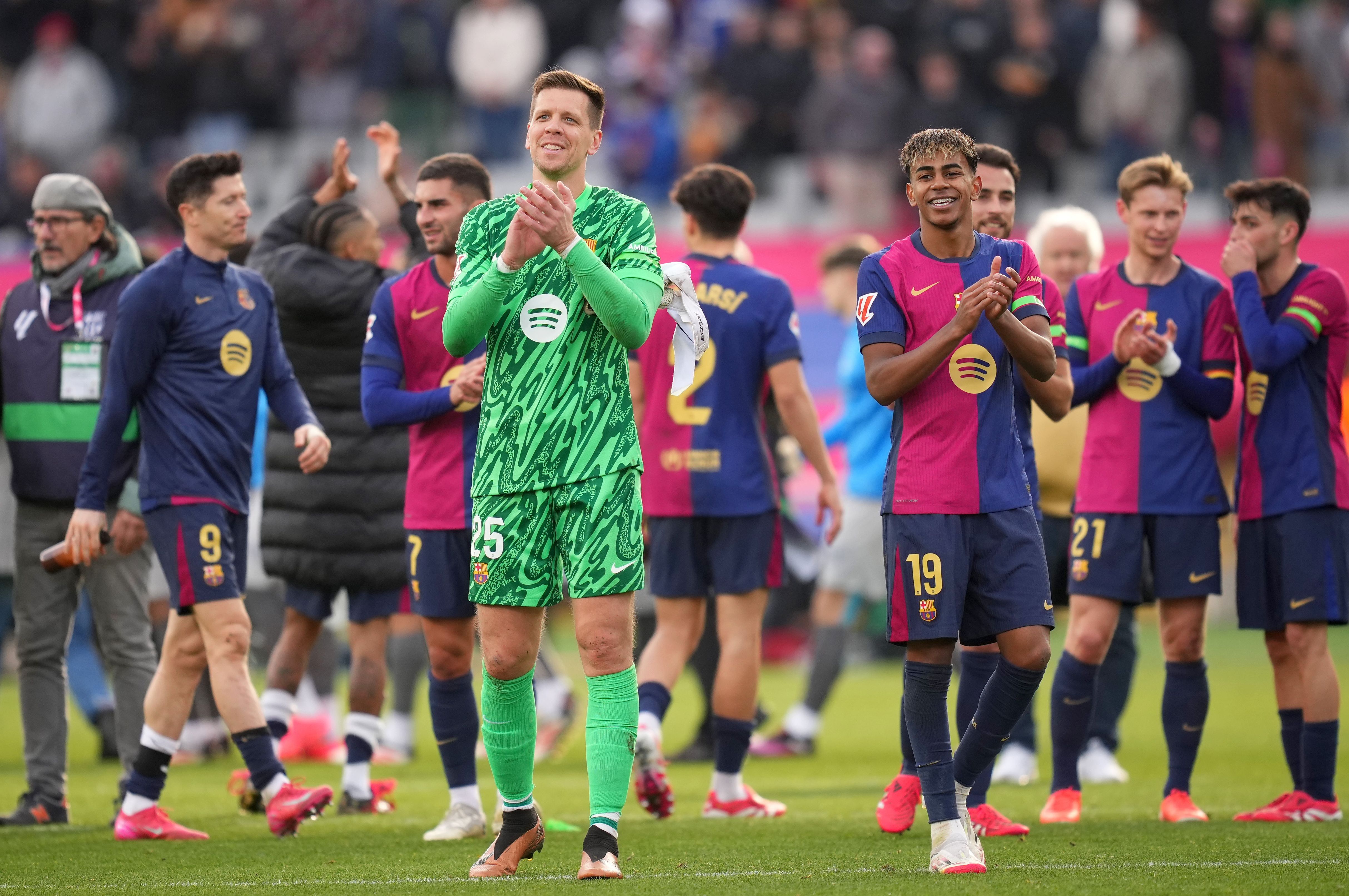 FC Barcelona v Deportivo Alaves - La Liga EA Sports