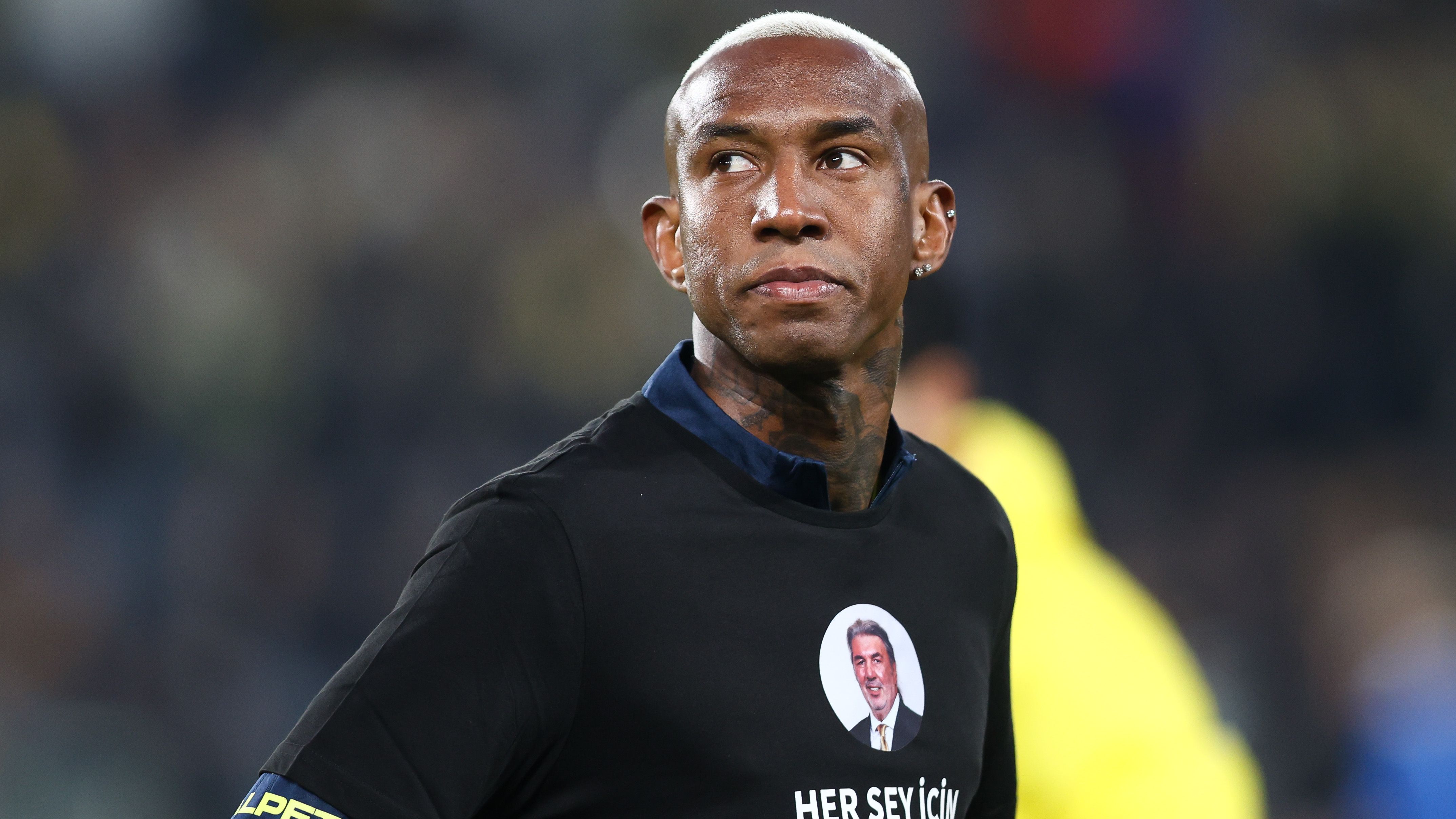 Fenerbahce v Rizespor - Turkish Super League