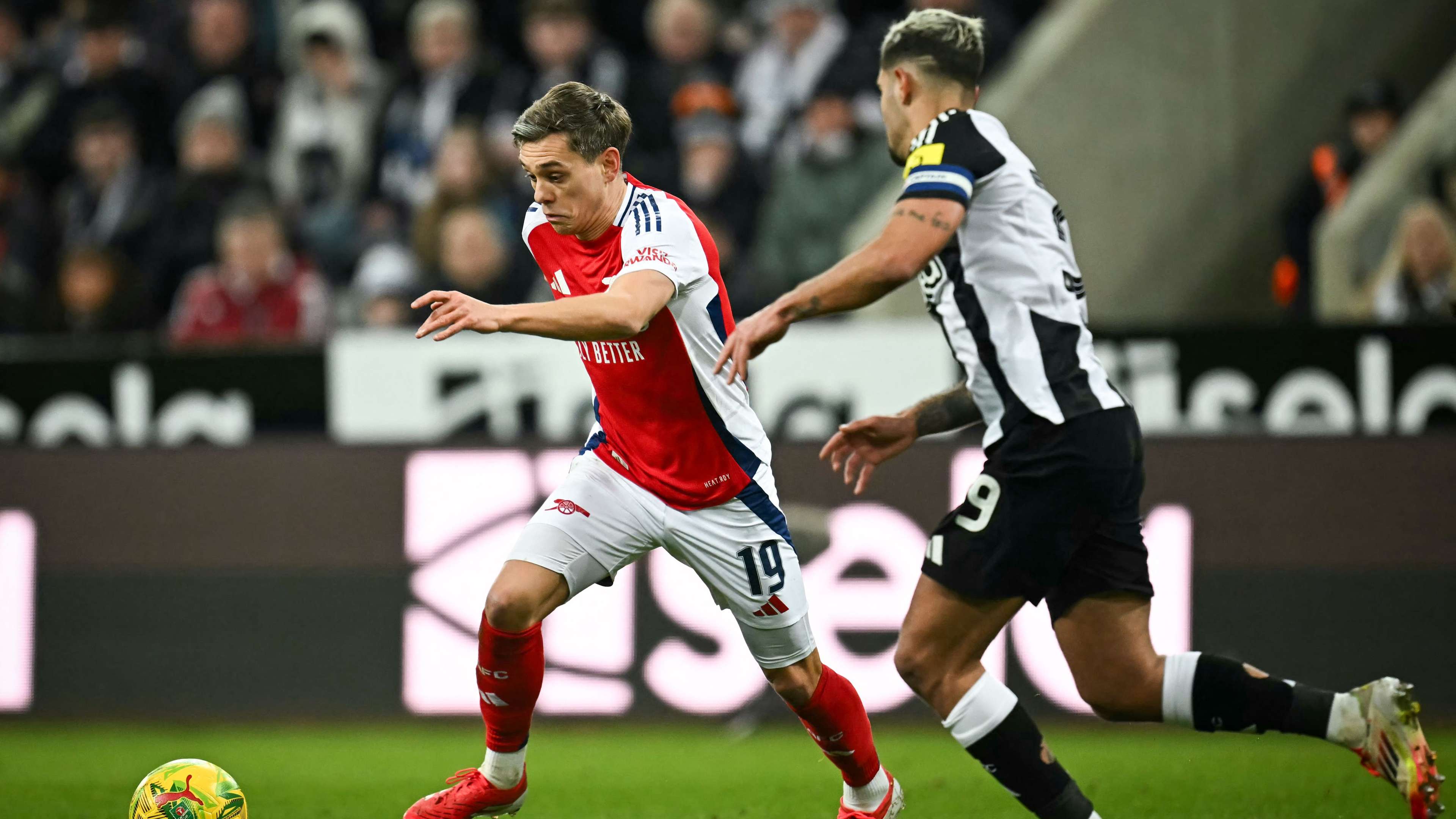 FBL-ENG-LCUP-NEWCASTLE-ARSENAL