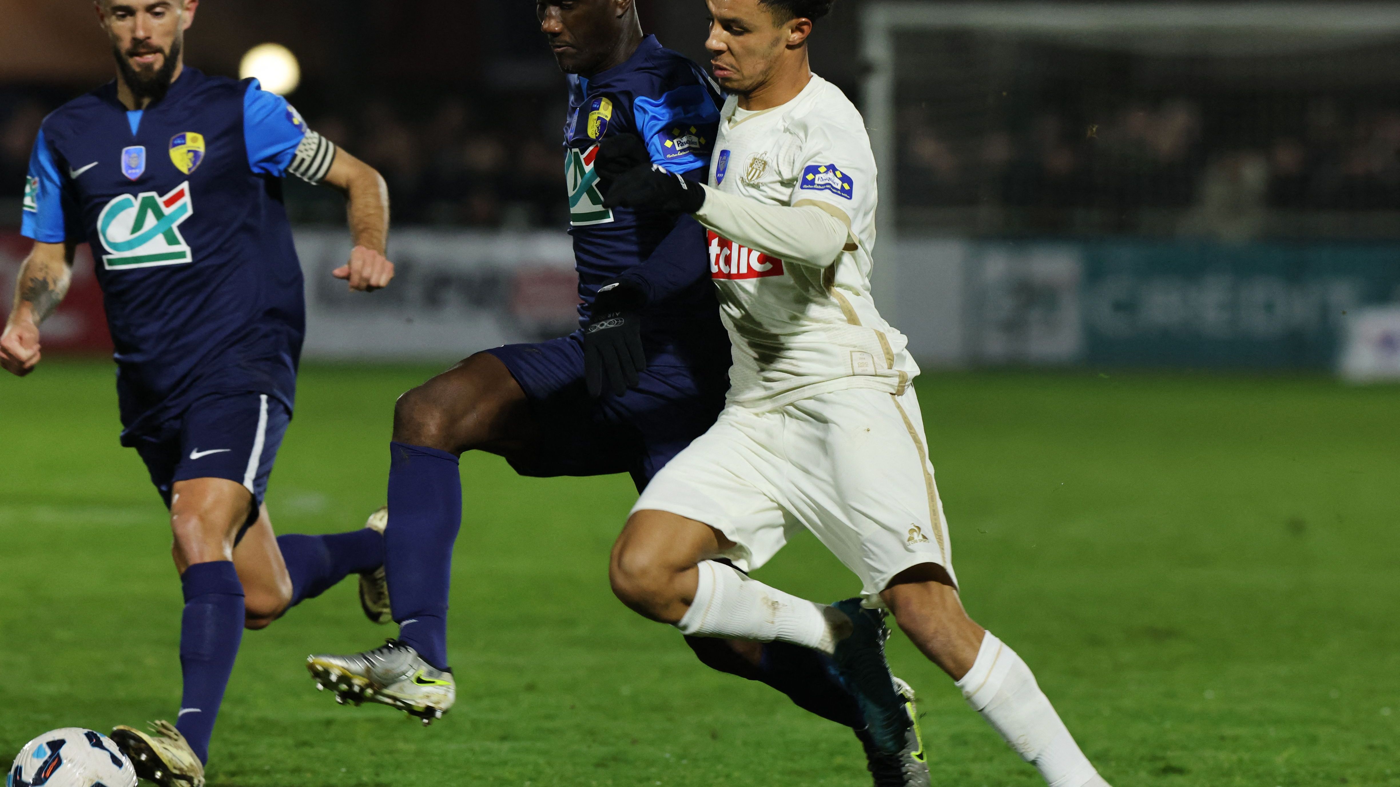 FBL-FRA-CUP-STADE BRIOCHIN-NICE