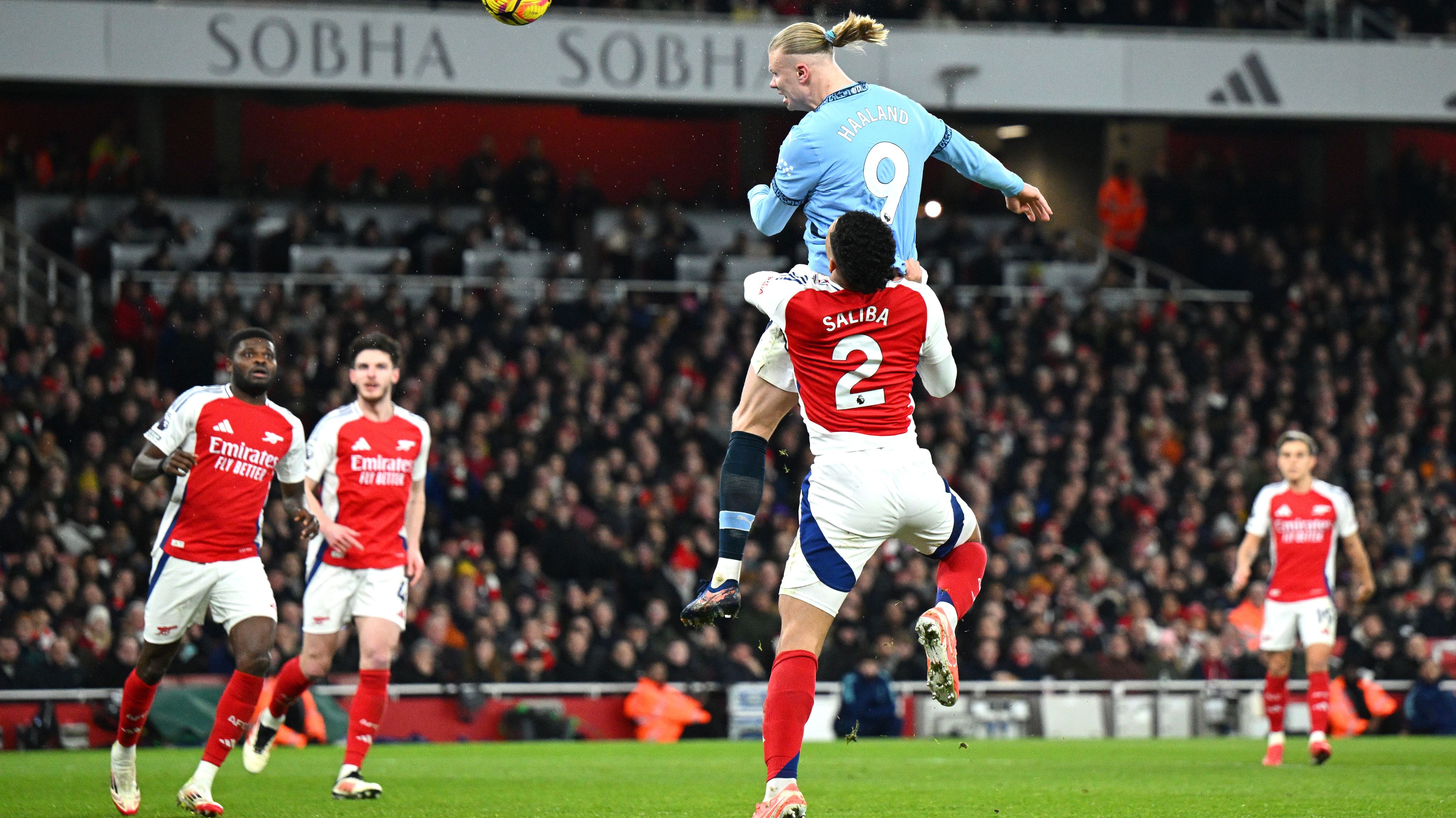 Arsenal FC v Manchester City FC - Premier League