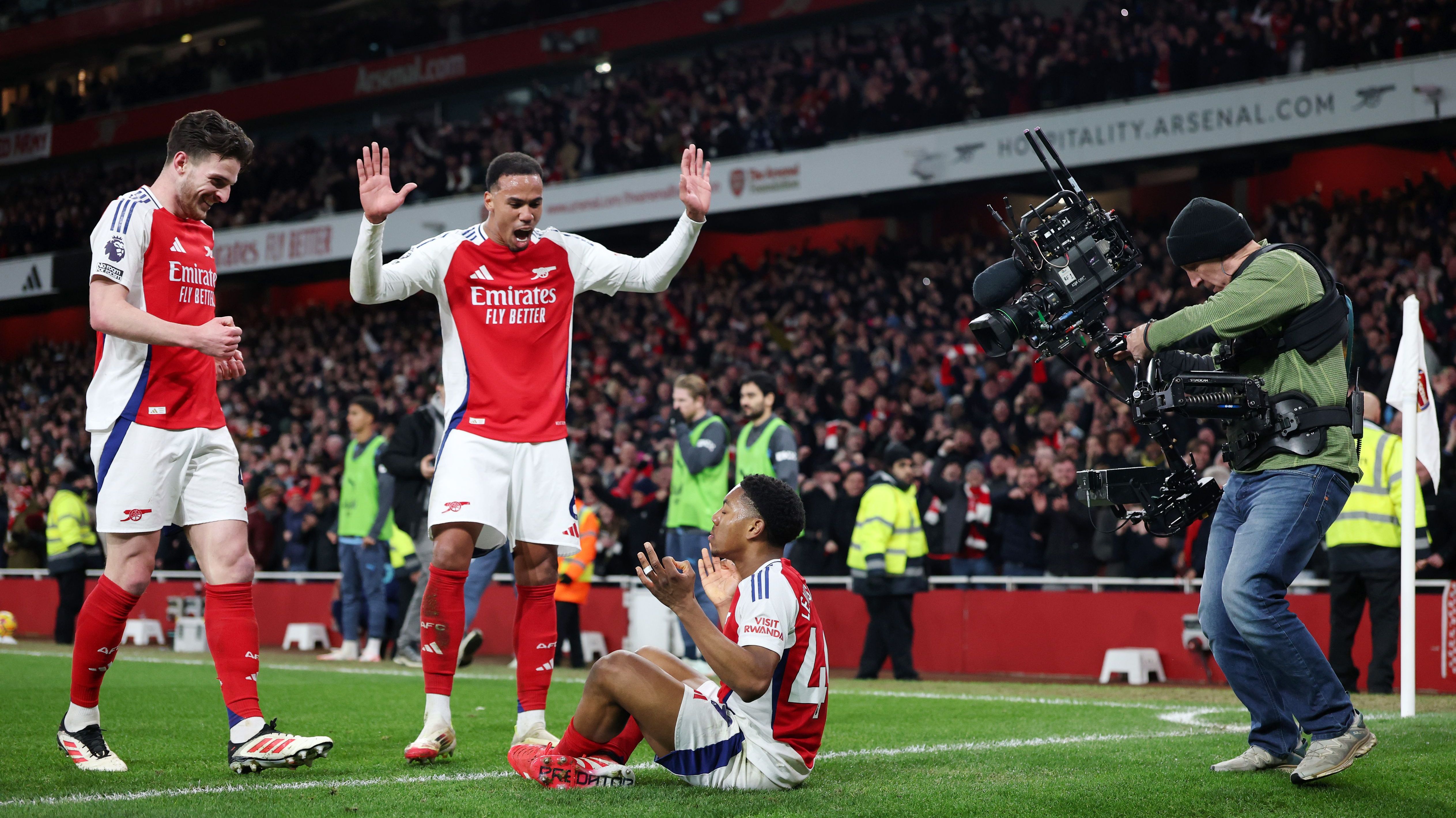 Arsenal FC v Manchester City FC - Premier League