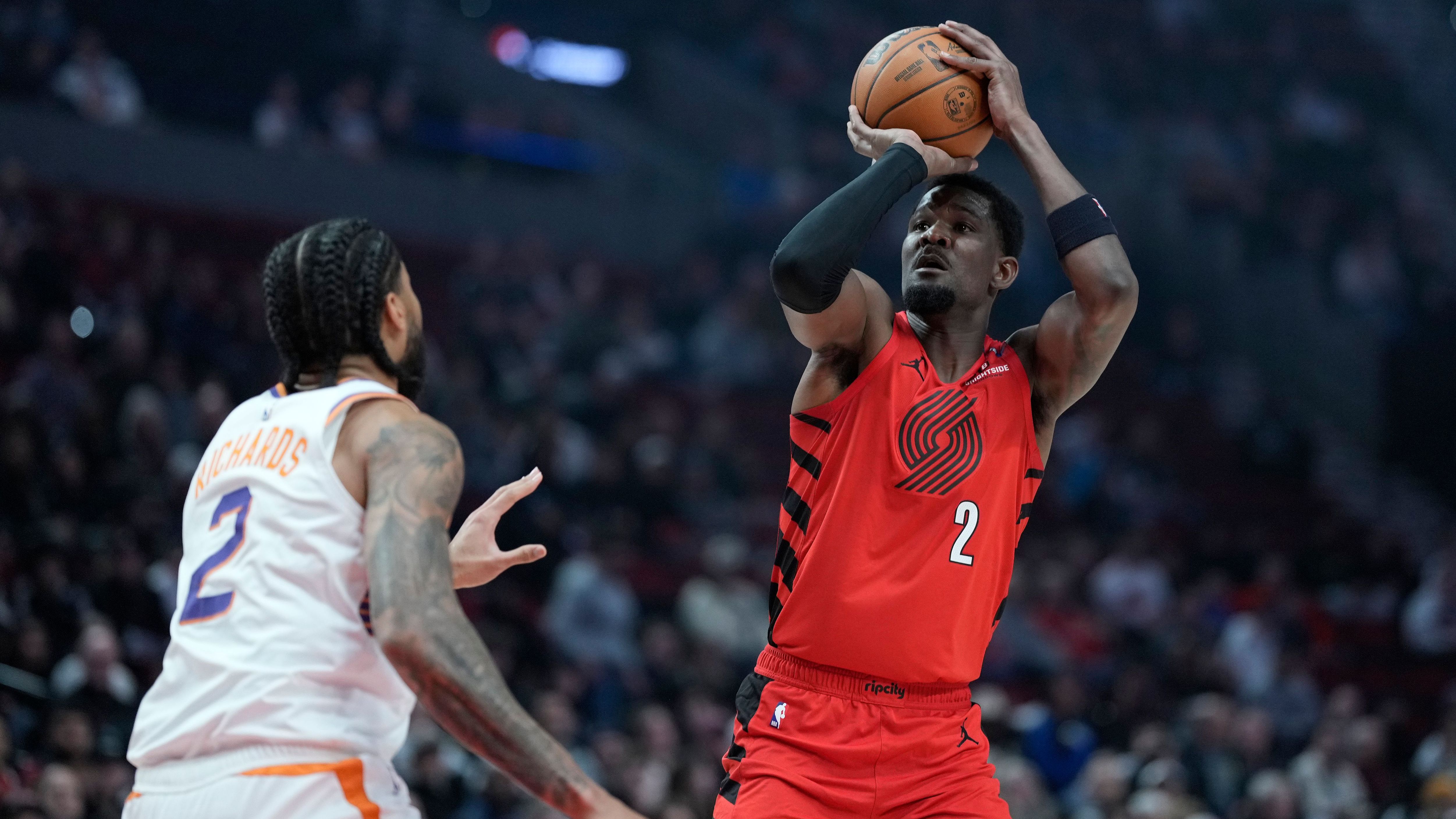 Phoenix Suns v Portland Trail Blazers