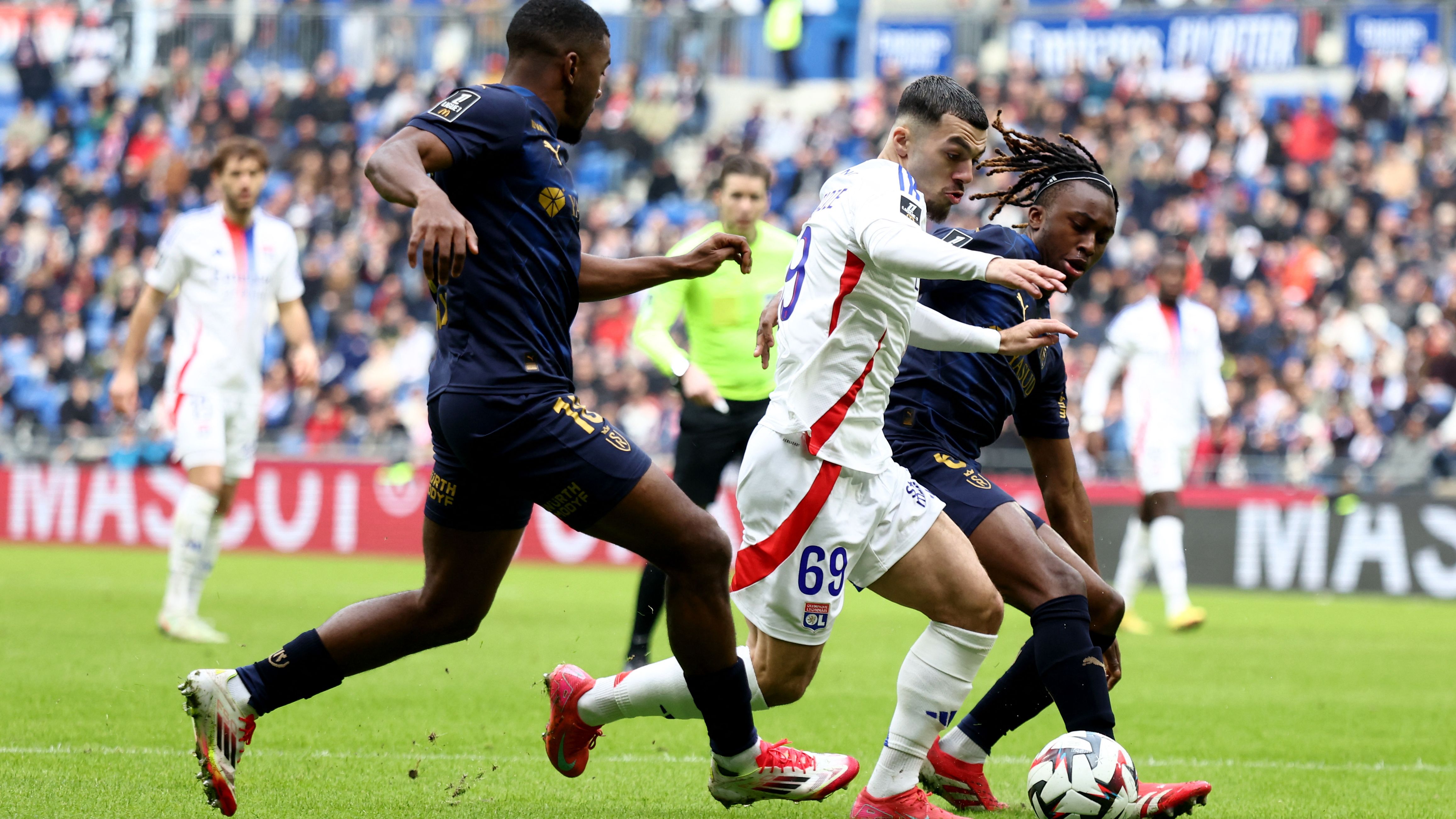 FBL-FRA-LIGUE1-LYON-REIMS