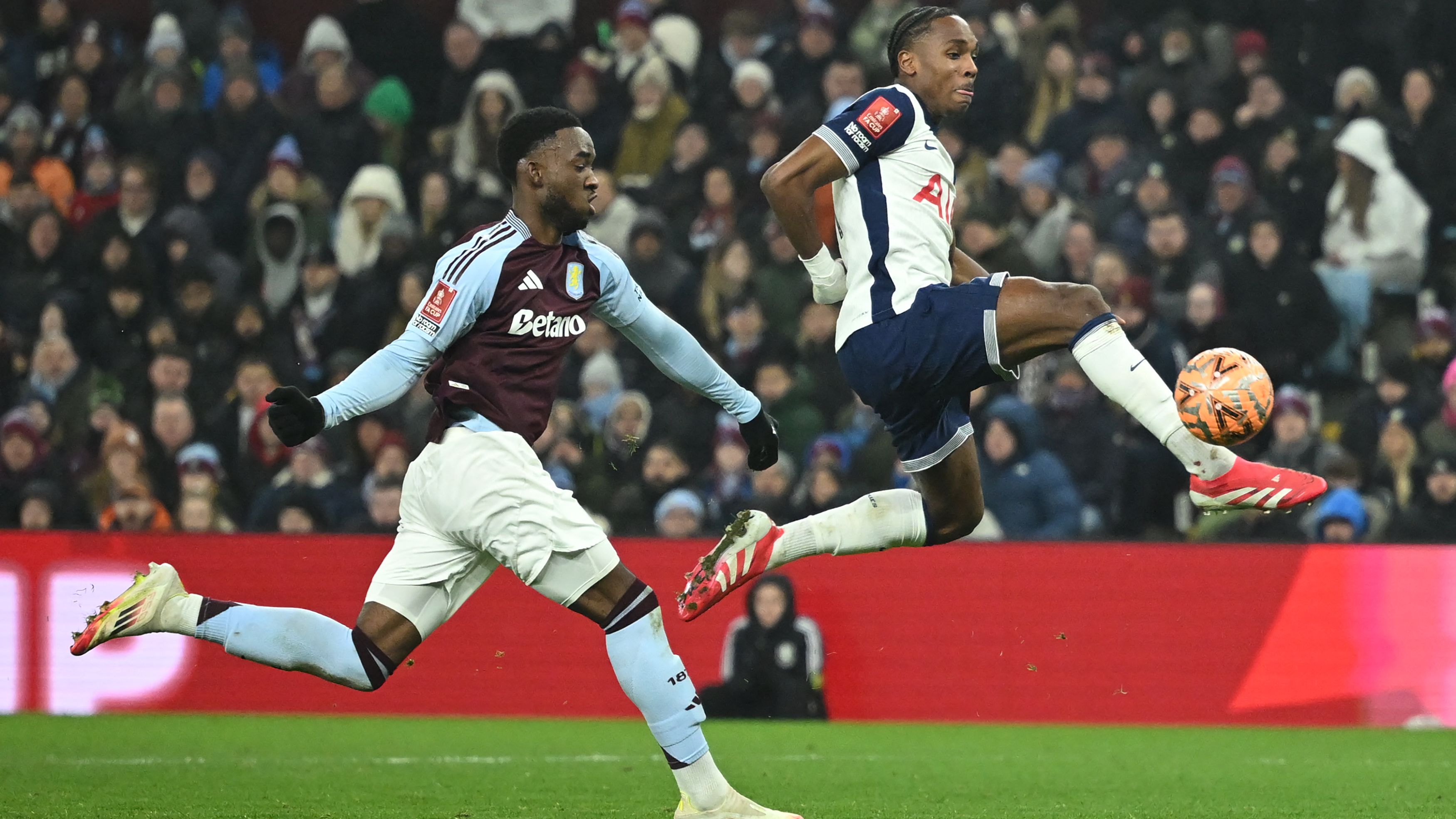 FBL-ENG-FACUP-ASTON VILLA-TOTTENHAM