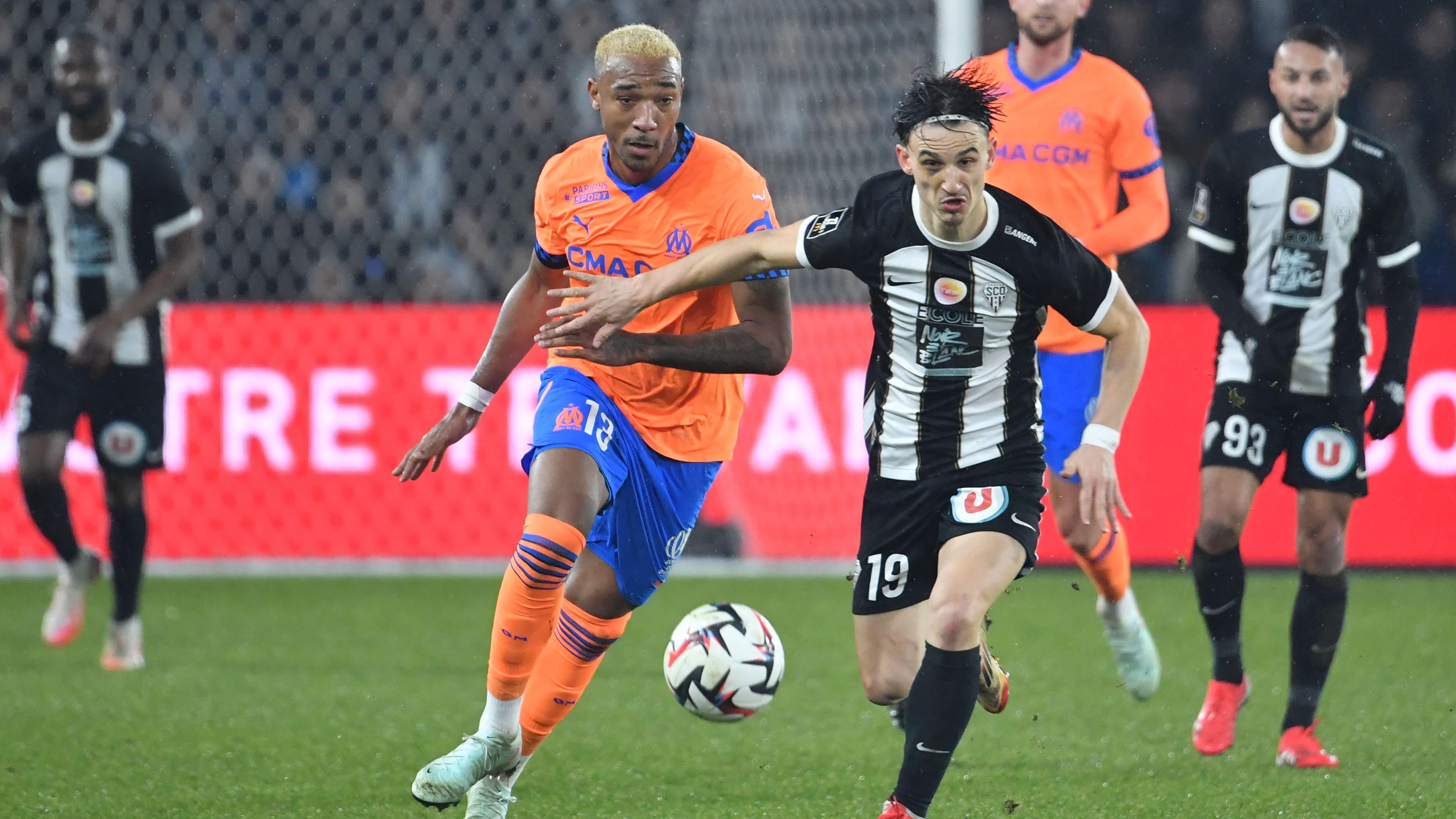 FBL-FRA-LIGUE1-ANGERS-MARSEILLE