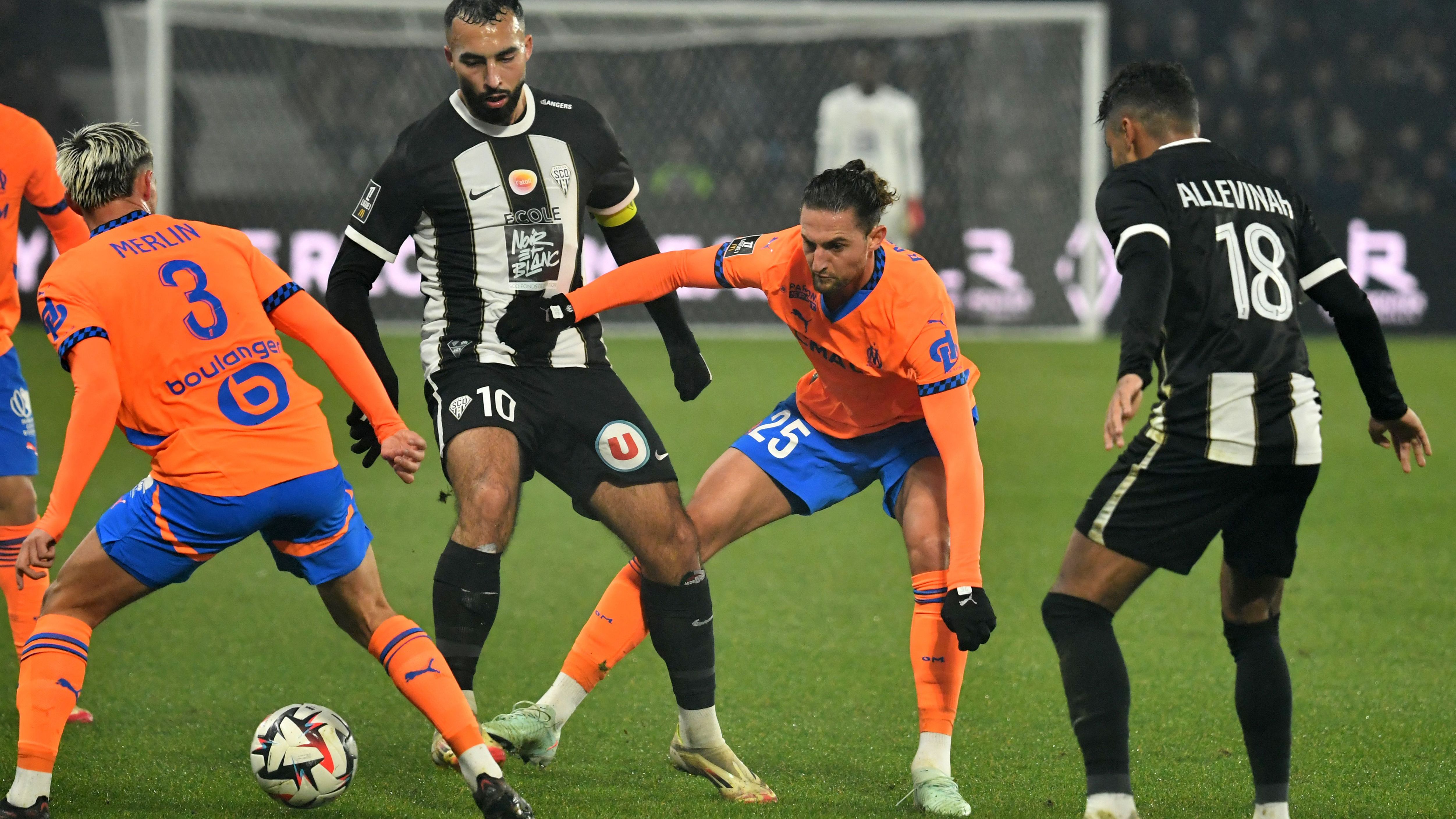 FBL-FRA-LIGUE1-ANGERS-MARSEILLE