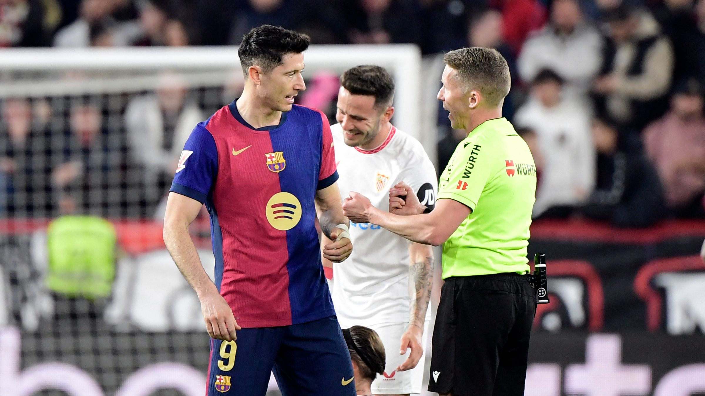 FBL-ESP-LIGA-SEVILLA-BARCELONA