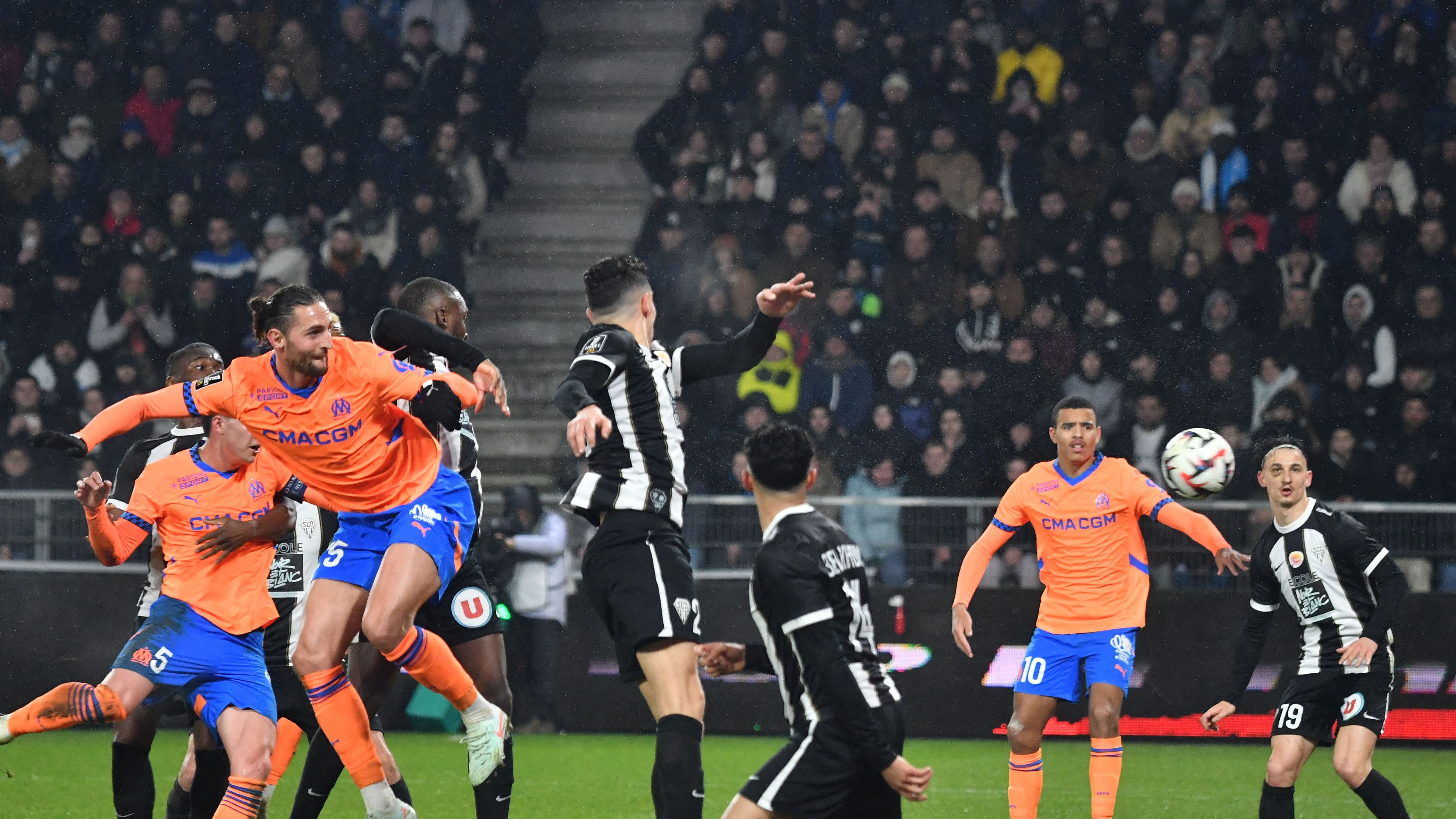 FBL-FRA-LIGUE1-ANGERS-MARSEILLE