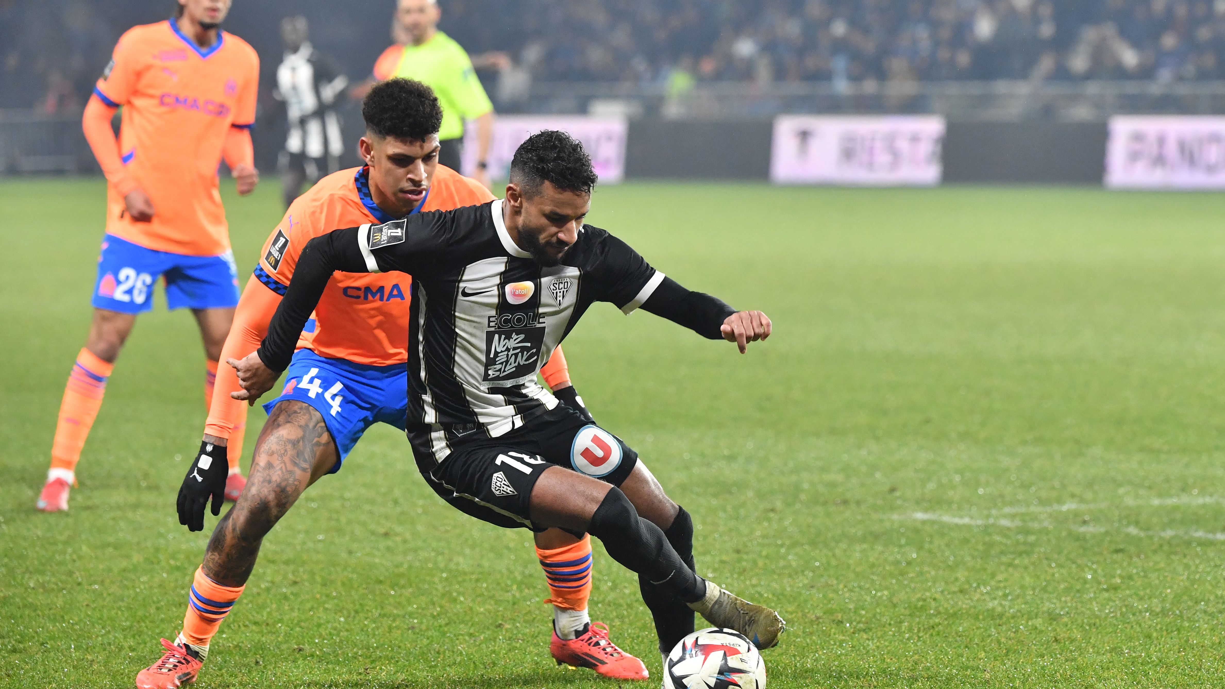 FBL-FRA-LIGUE1-ANGERS-MARSEILLE
