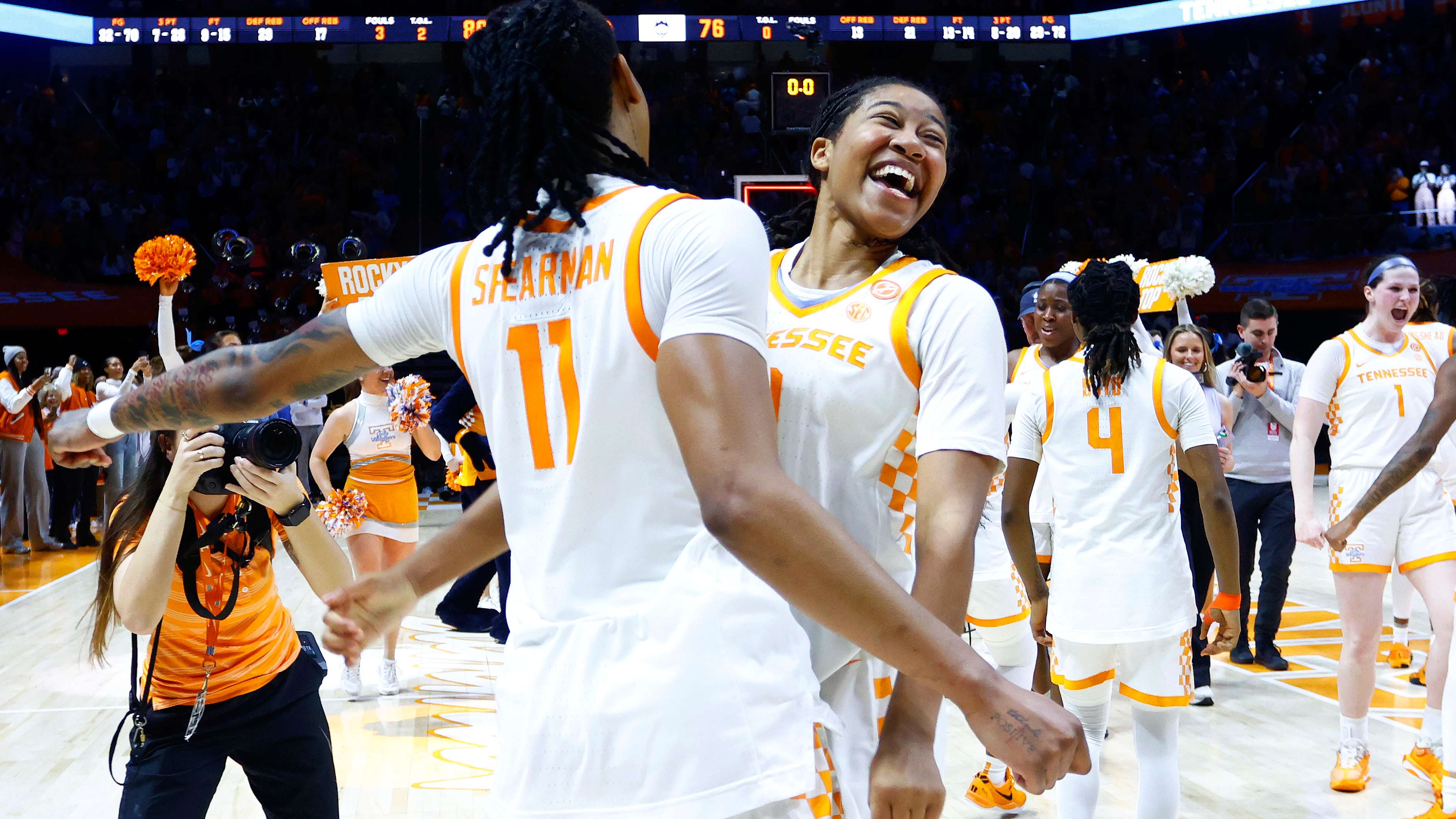 Connecticut v Tennessee