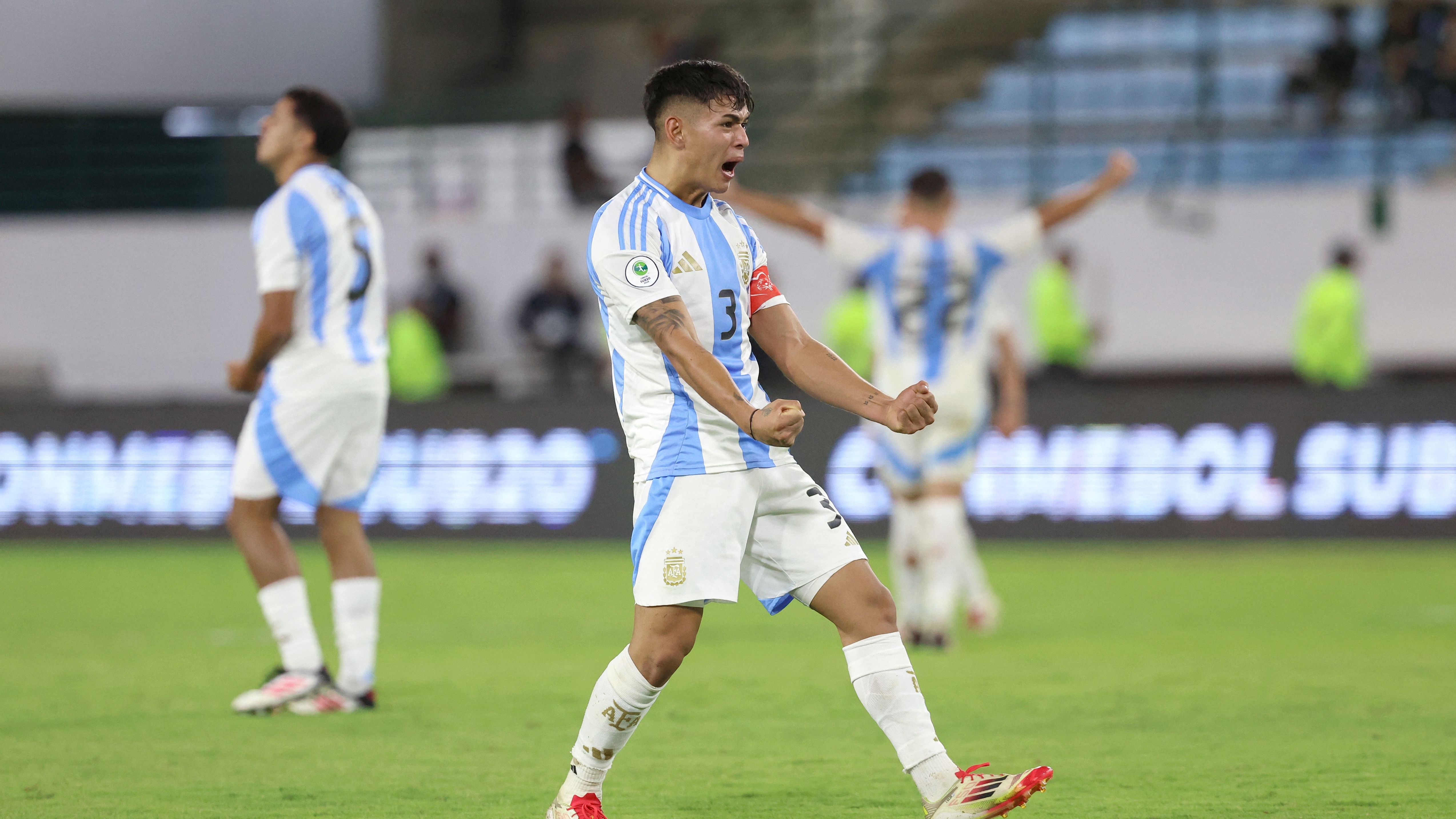 TOPSHOT-FBL-SOUTHAM-U20-ARG-COL