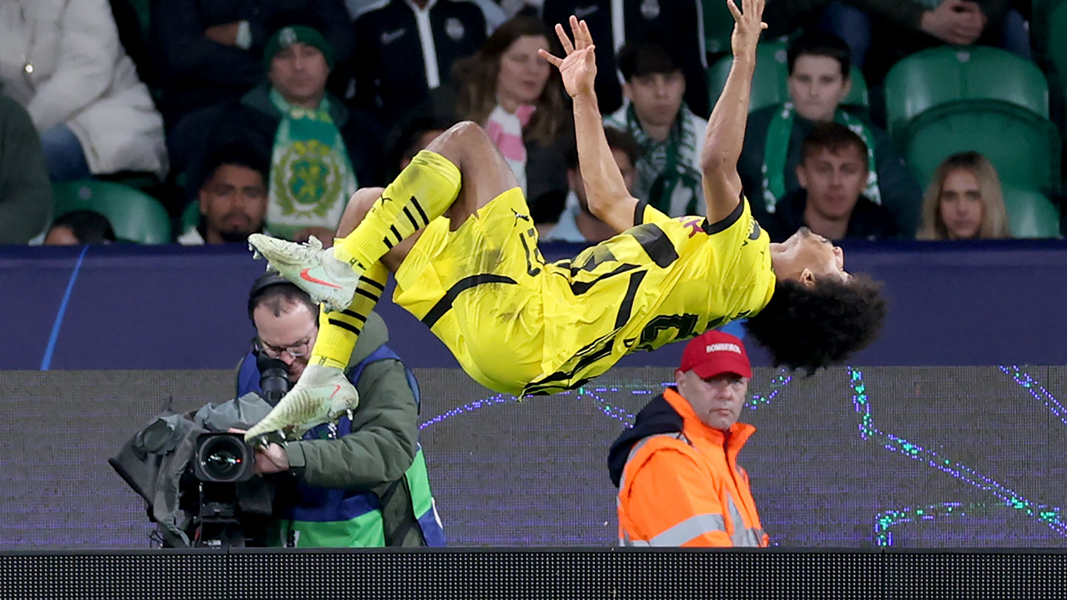 FBL-EUR-C1-SPORTING-DORTMUND