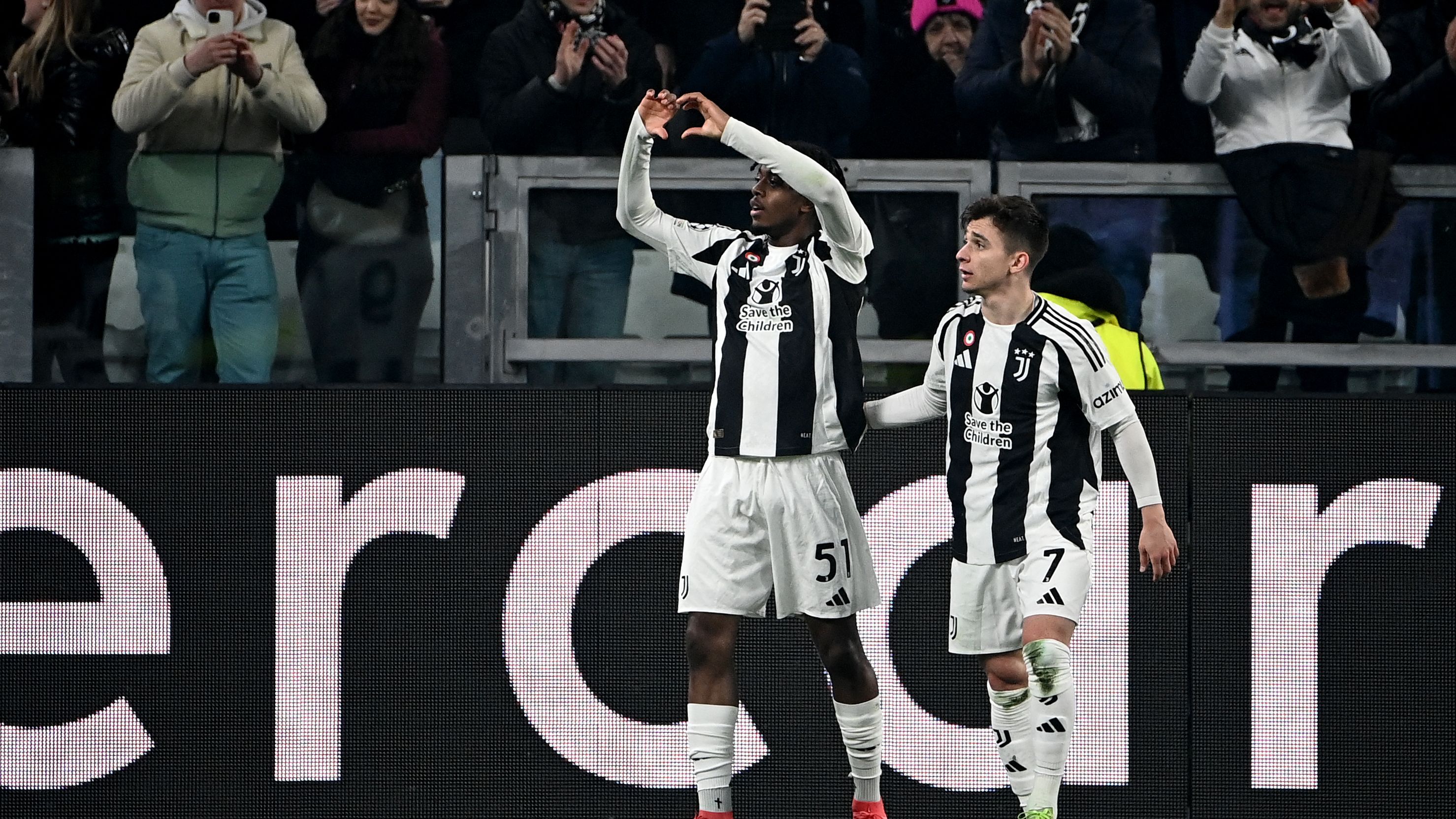 FBL-EUR-C1-JUVENTUS-PSV EINDHOVEN