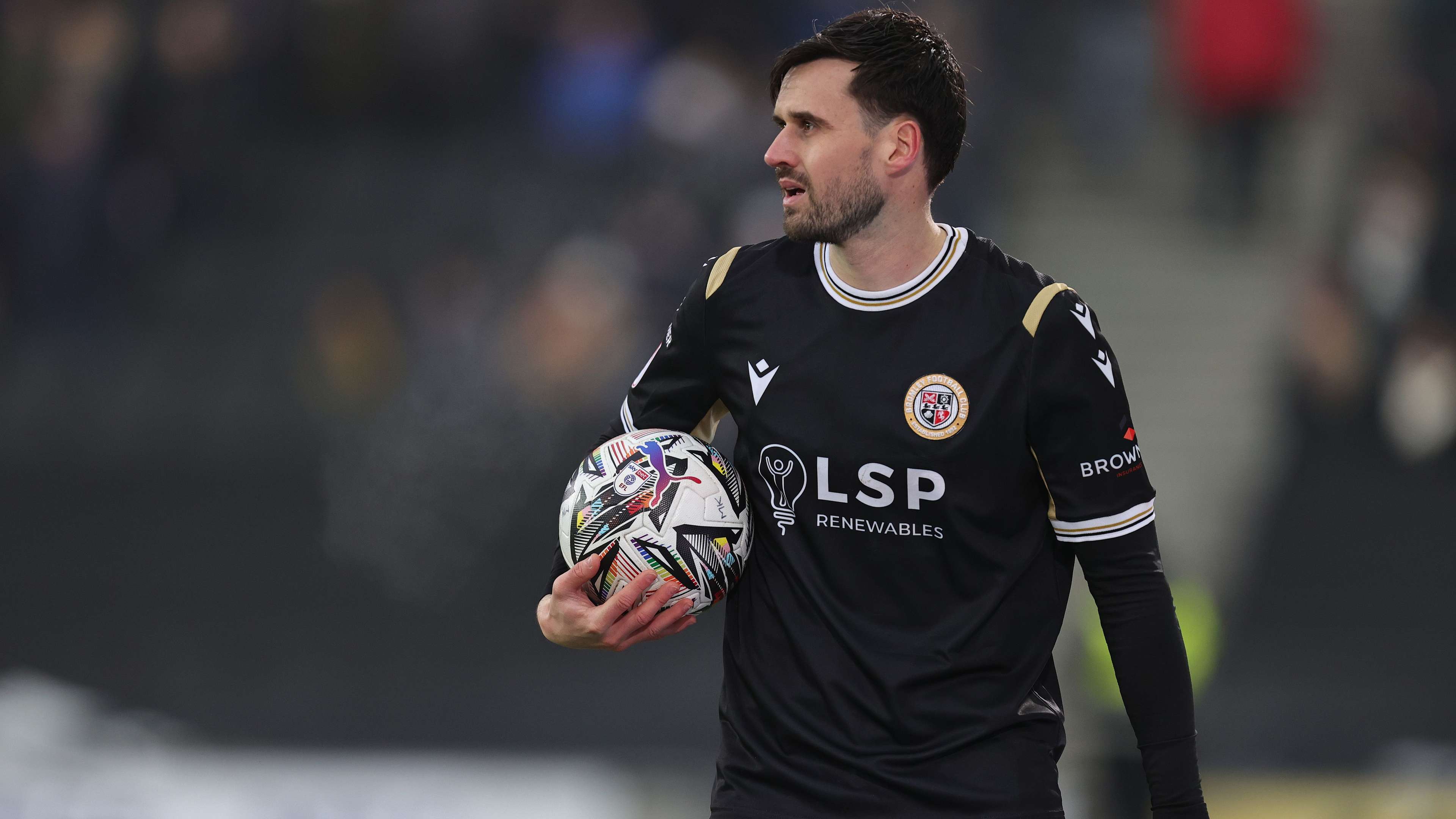 Milton Keynes Dons v Bromley - Sky Bet League Two