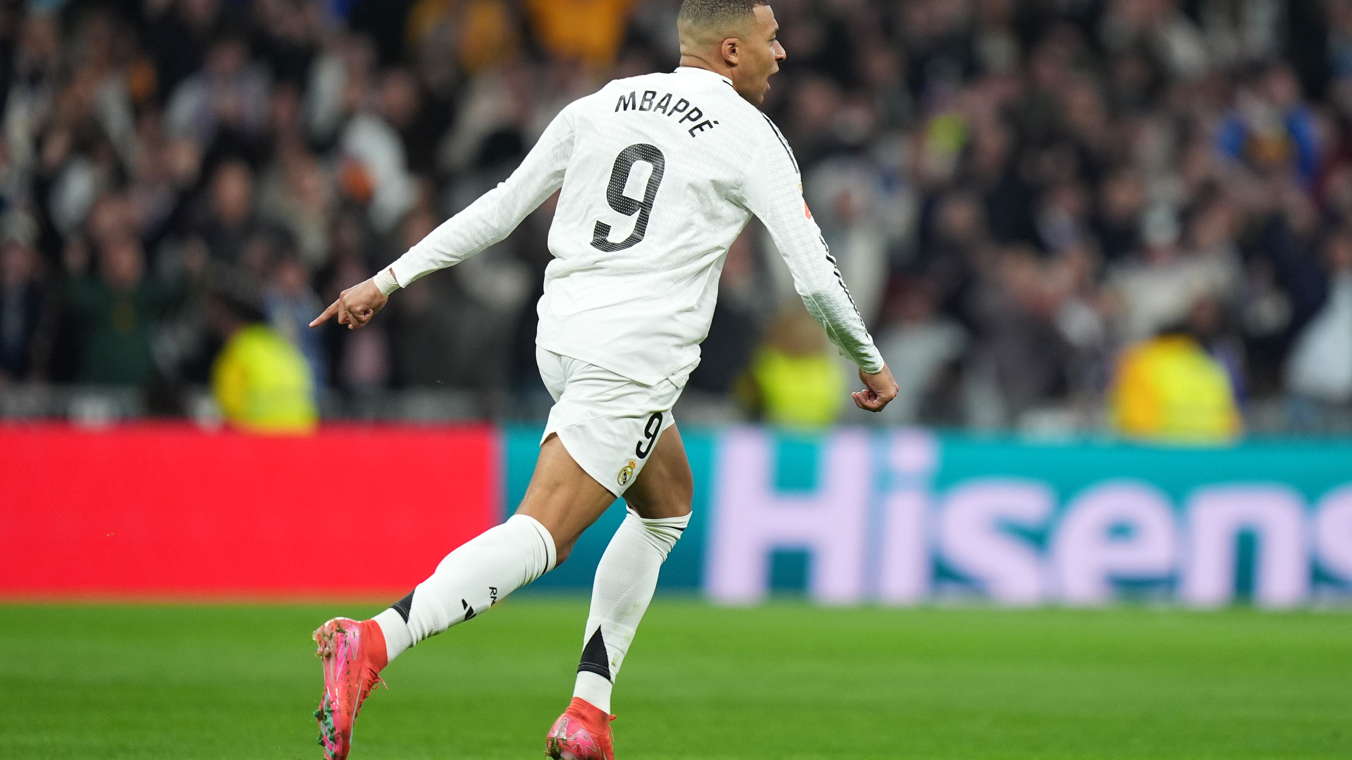 Real Madrid CF v Atletico de Madrid - La Liga EA Sports