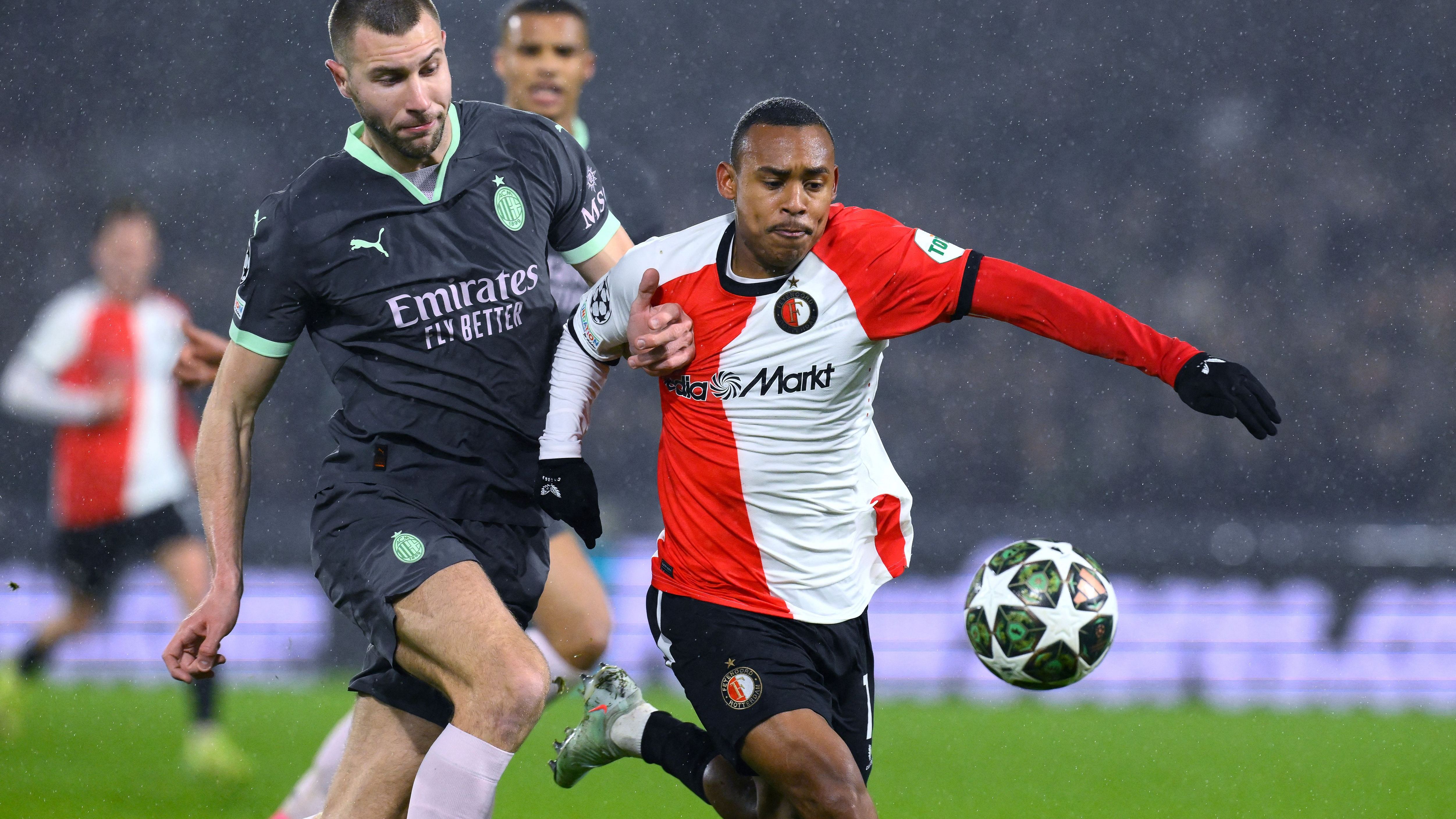 TOPSHOT-FBL-EUR-C1-FEYENOORD-MILAN