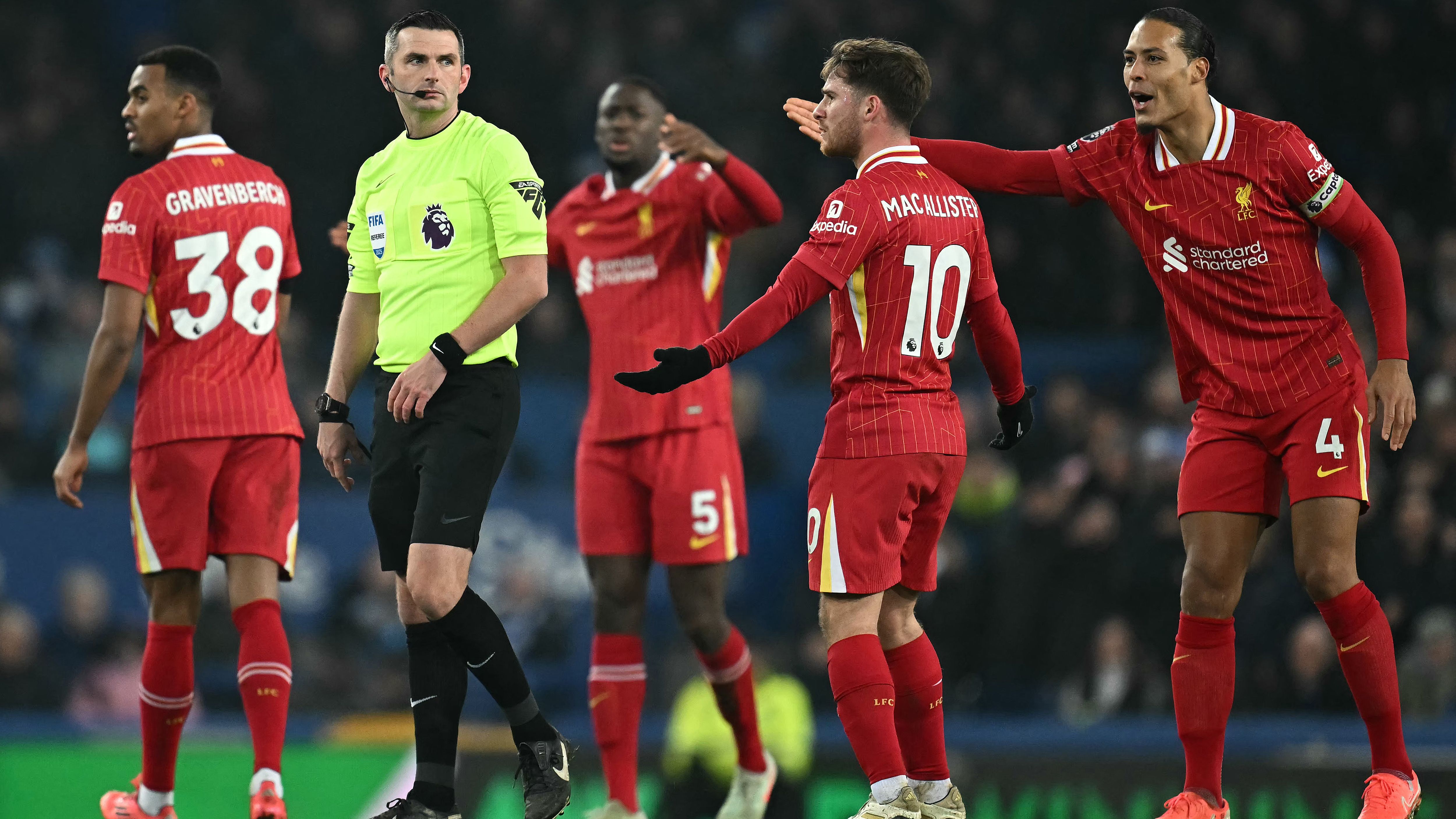 FBL-ENG-PR-EVERTON-LIVERPOOL