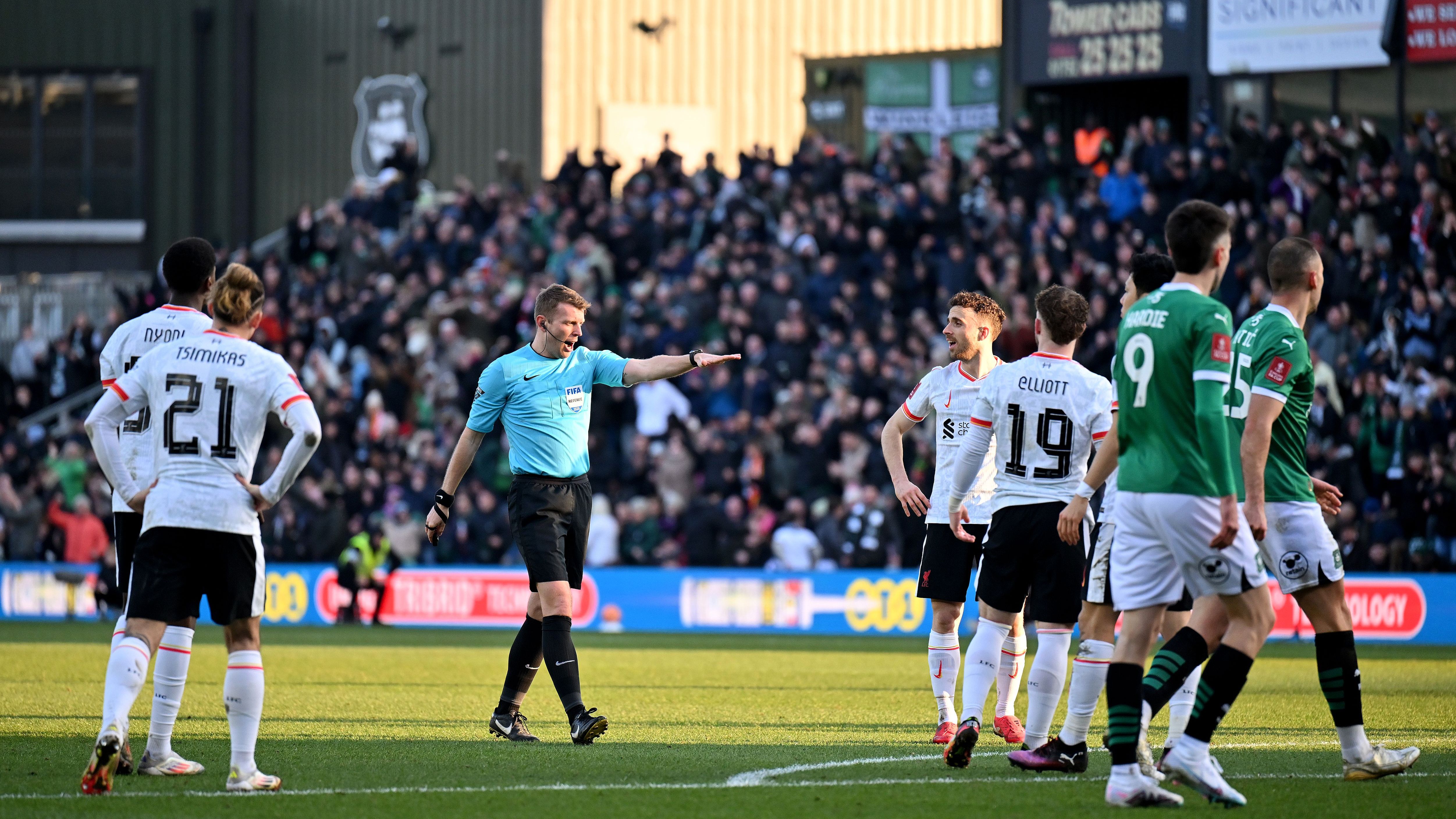 Plymouth Argyle v Liverpool - Emirates FA Cup Fourth Round