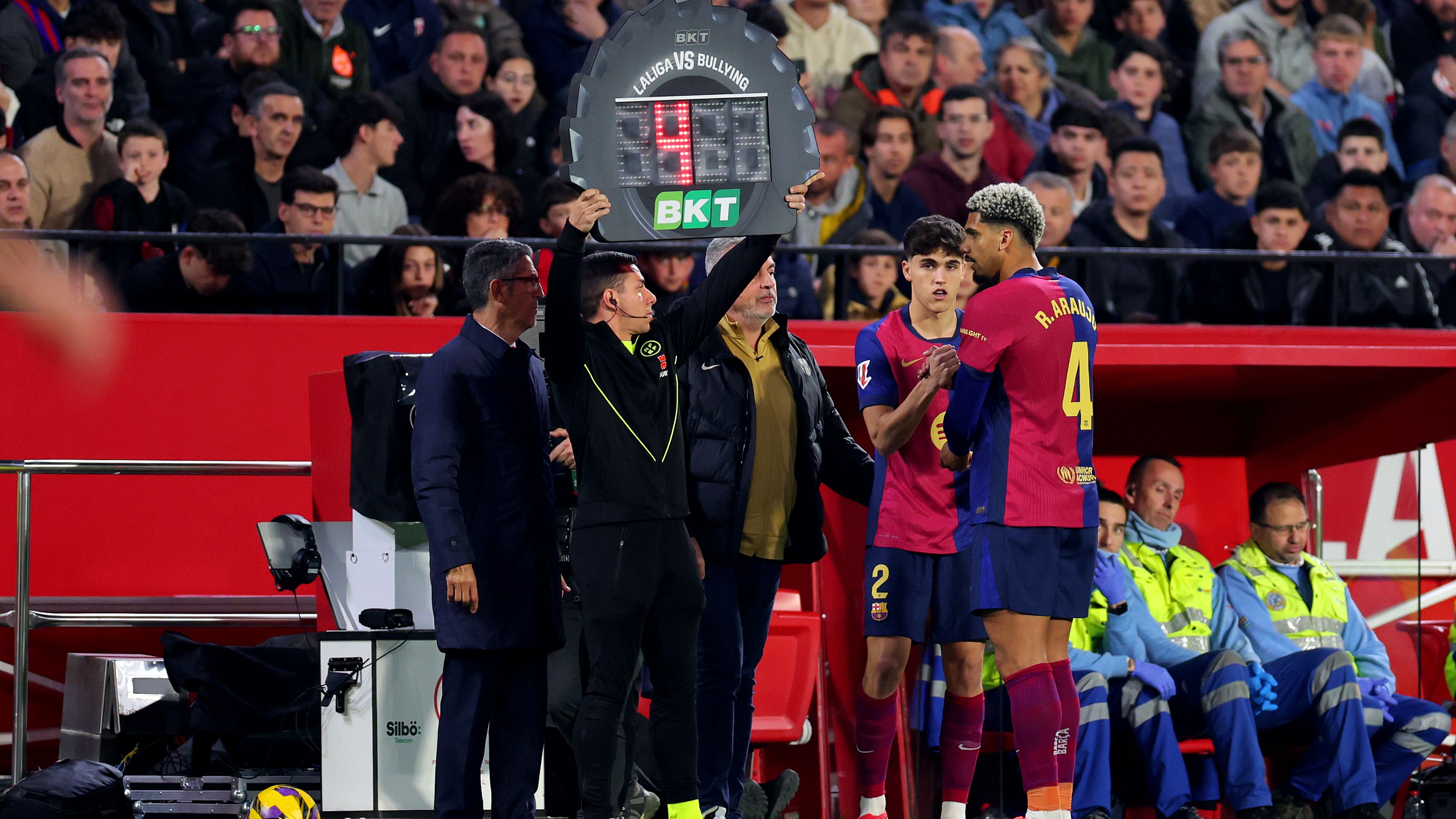 Sevilla FC v FC Barcelona - La Liga EA Sports