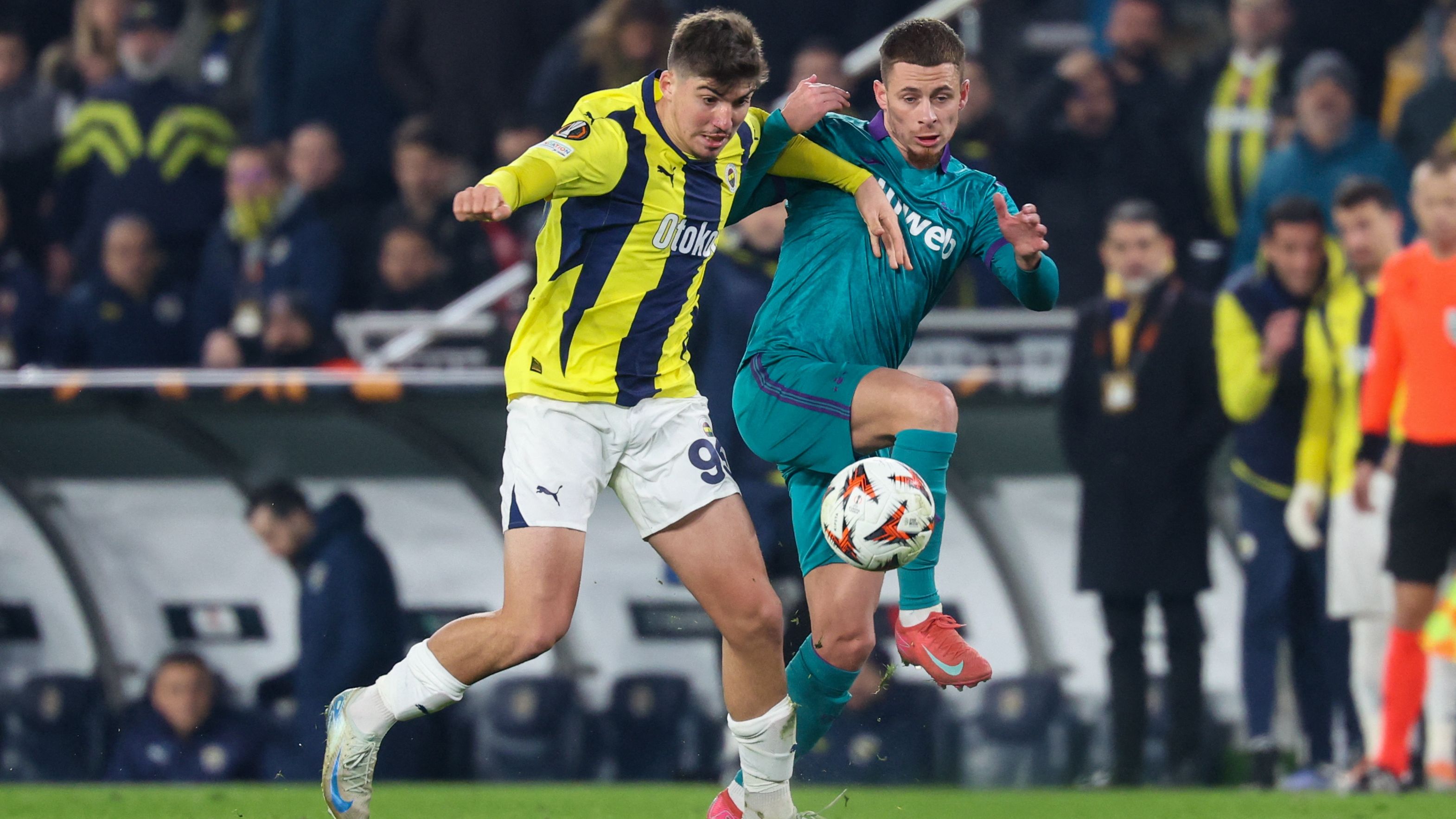 SOCCER EL KNOCKOUT FENERBAHCE VS ANDERLECHT