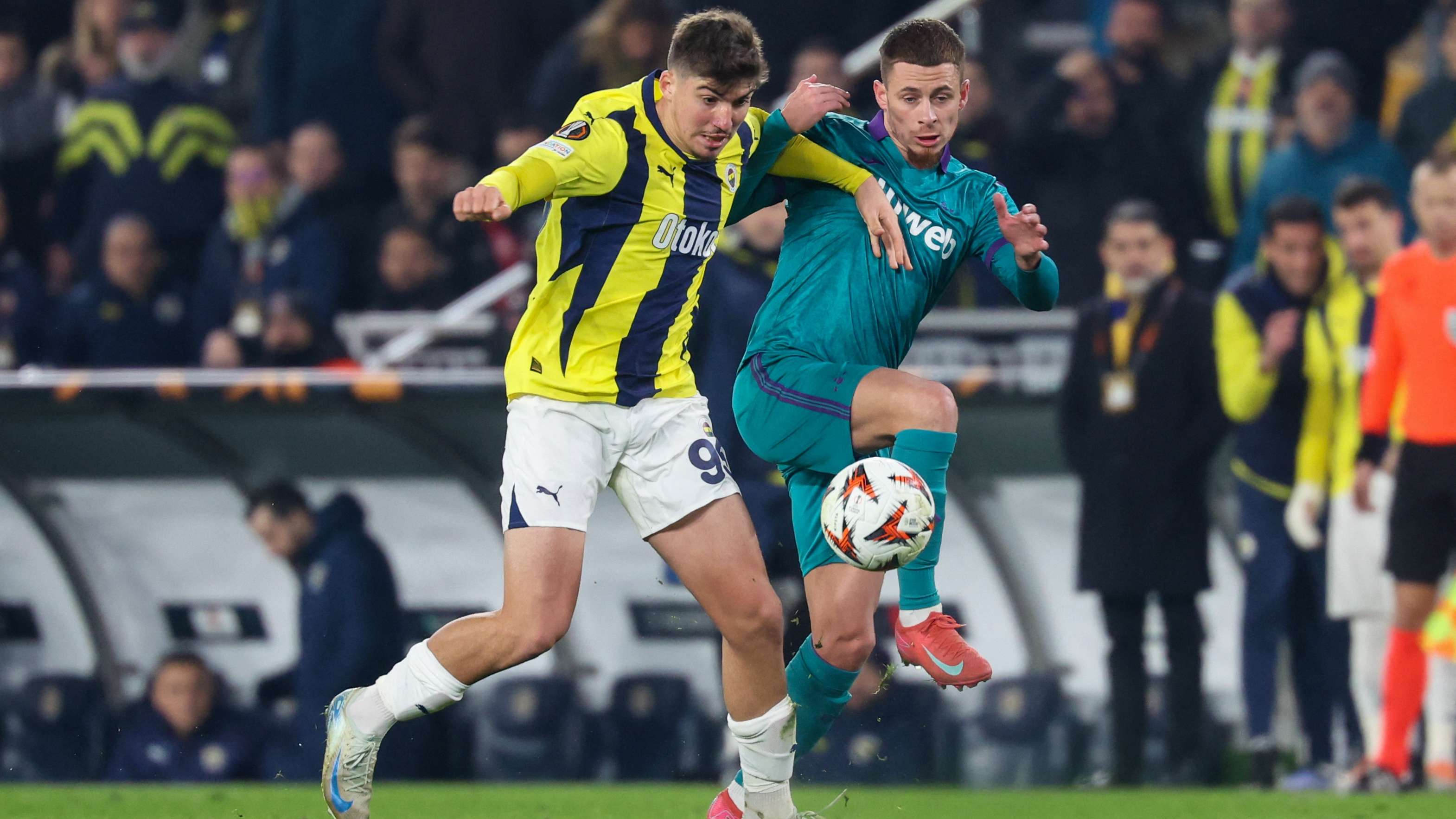 SOCCER EL KNOCKOUT FENERBAHCE VS ANDERLECHT