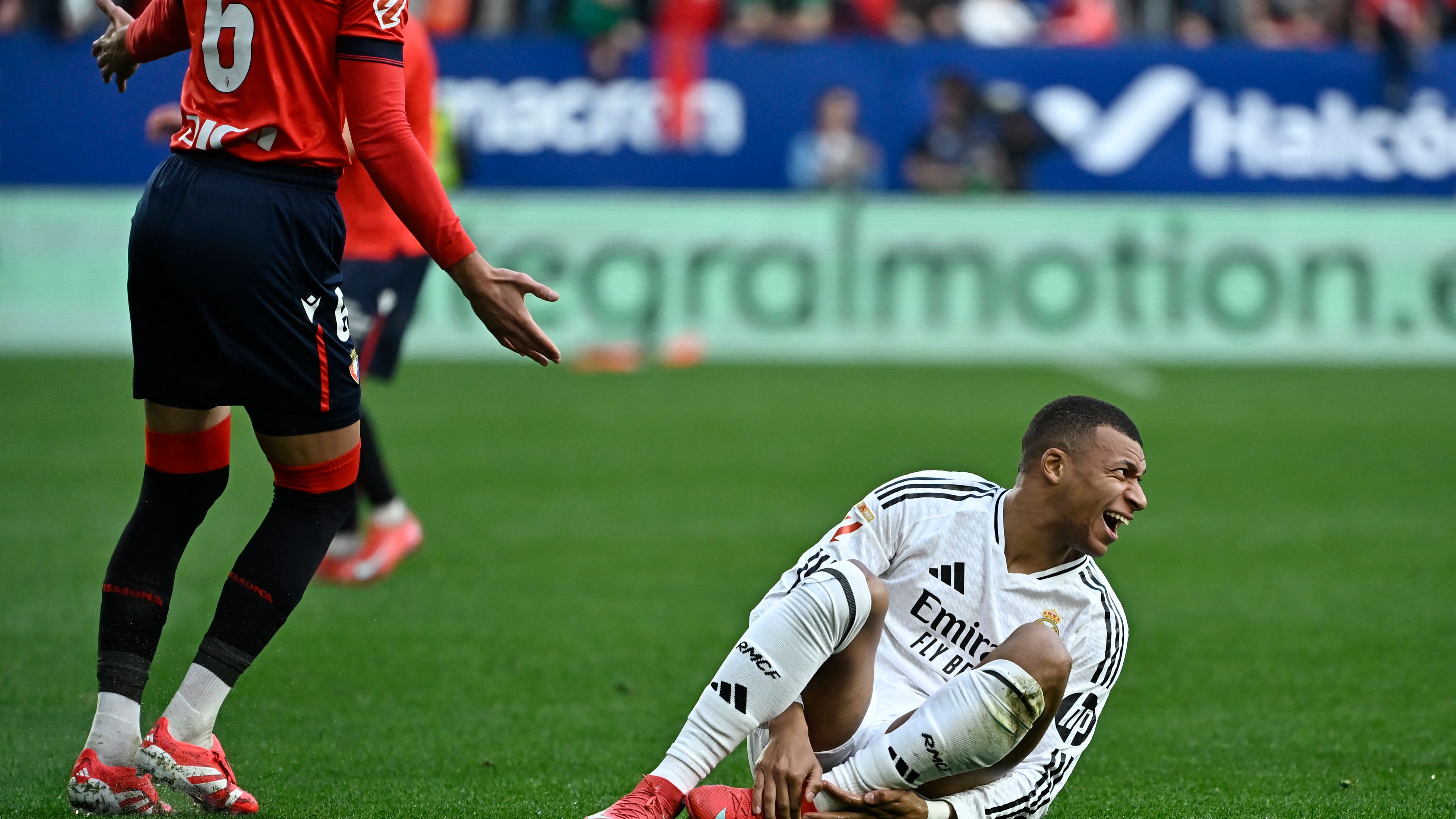 FBL-ESP-LIGA-OSASUNA-REAL MADRID