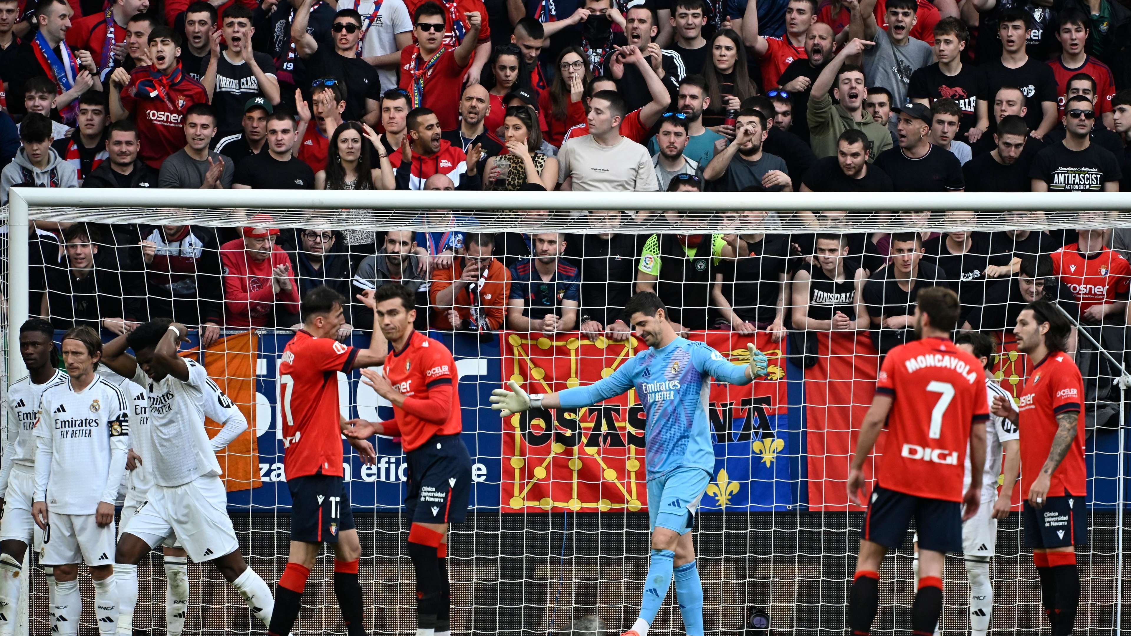 FBL-ESP-LIGA-OSASUNA-REAL MADRID