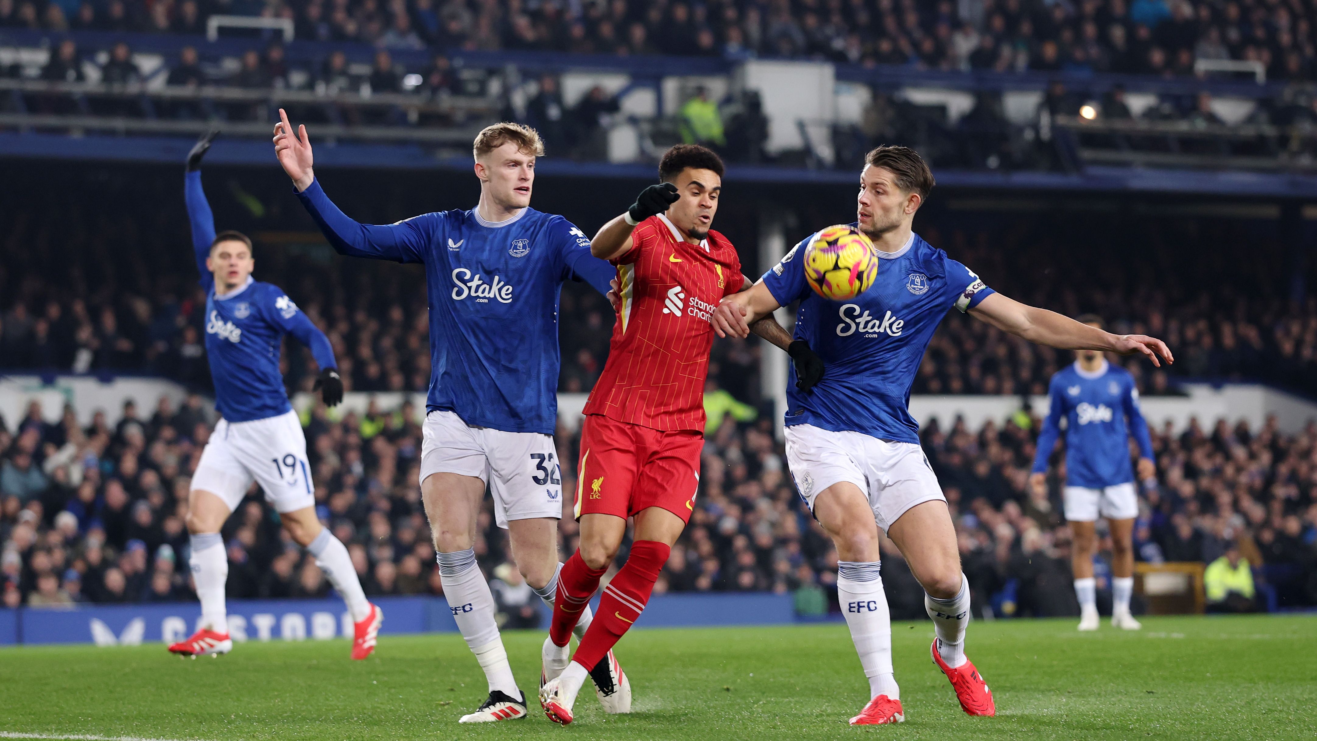 Everton FC v Liverpool FC - Premier League