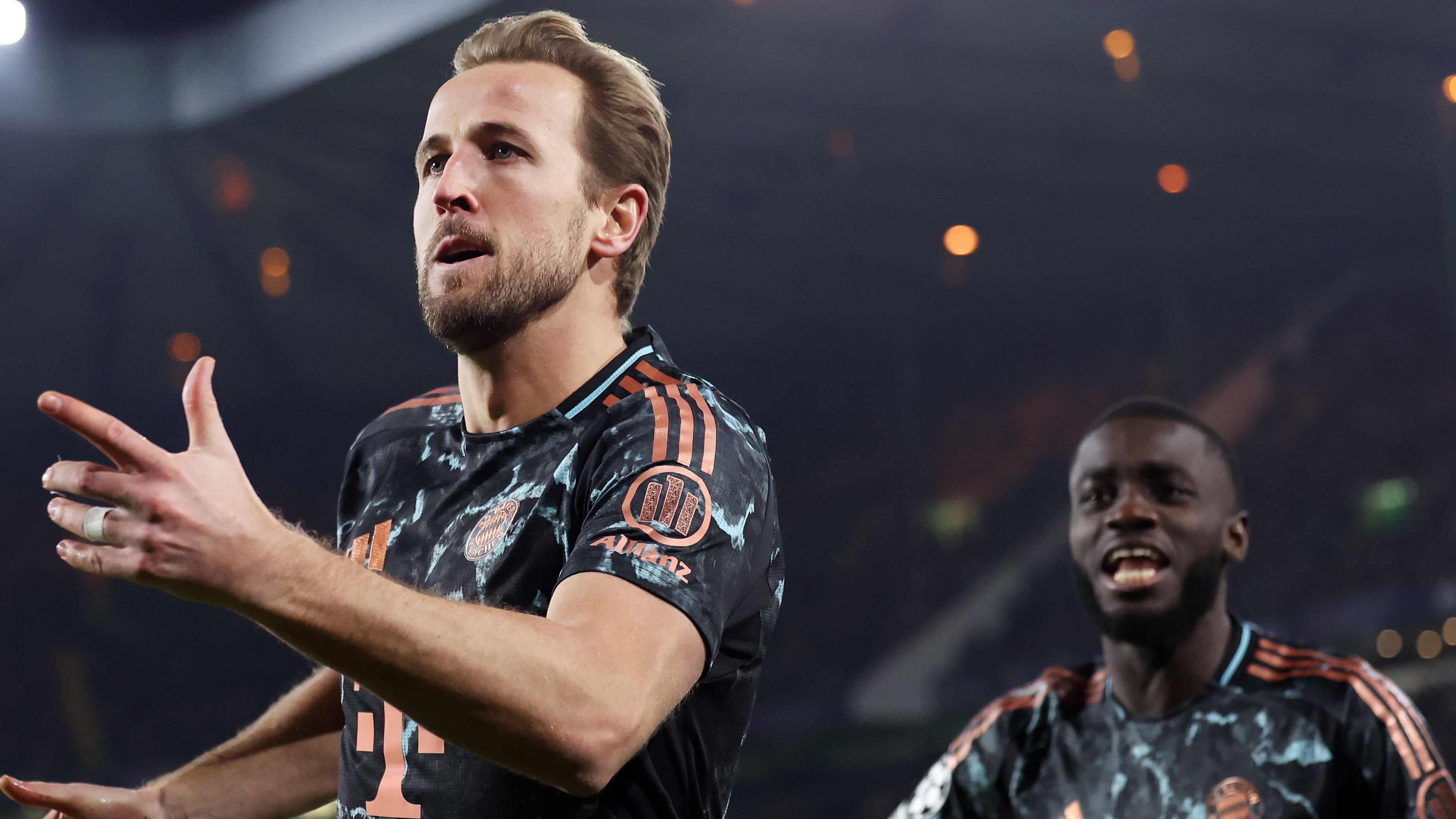 Celtic FC v FC Bayern München - UEFA Champions League 2024/25 League Knockout Play-off First Leg