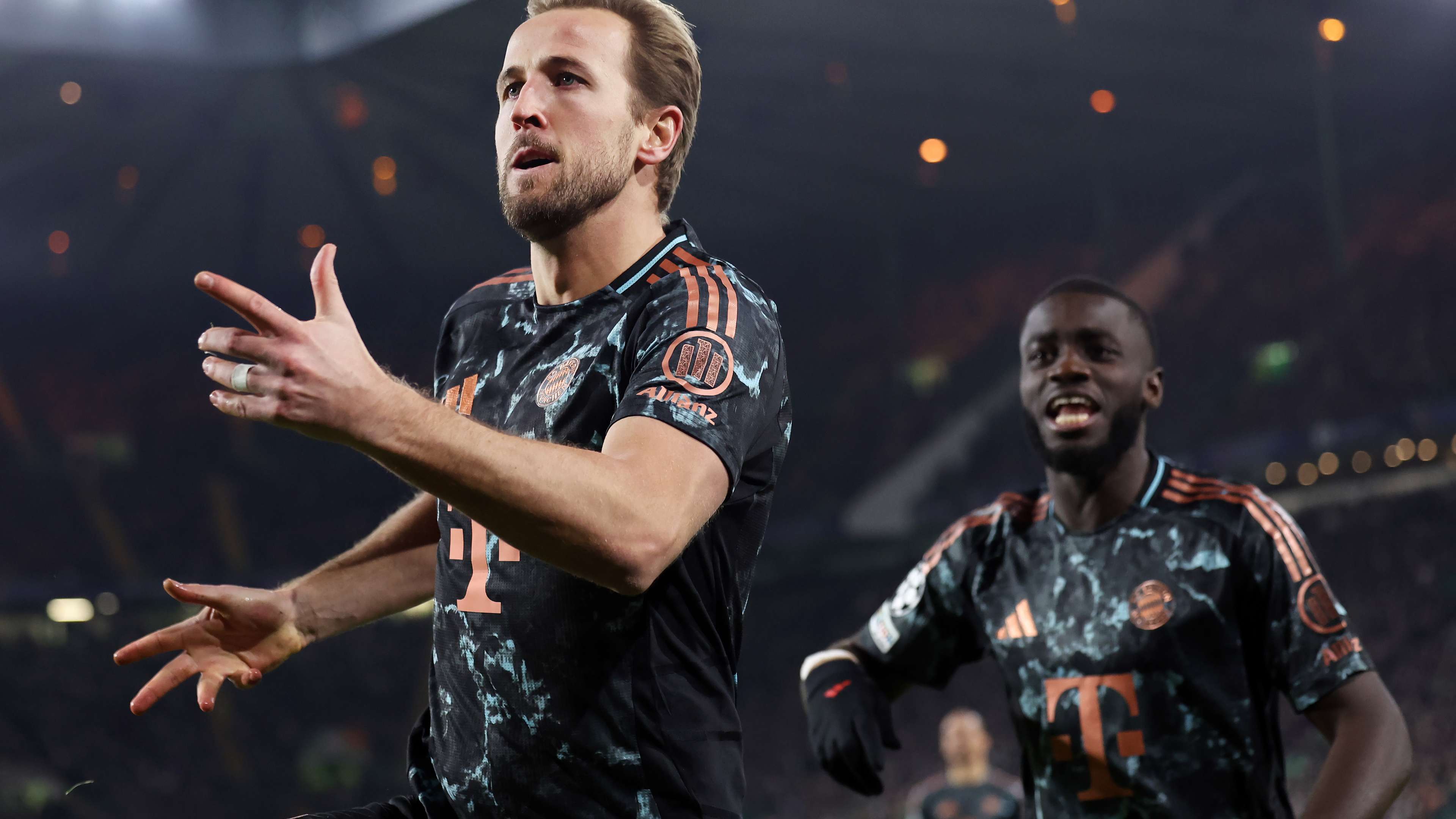 Celtic FC v FC Bayern München - UEFA Champions League 2024/25 League Knockout Play-off First Leg