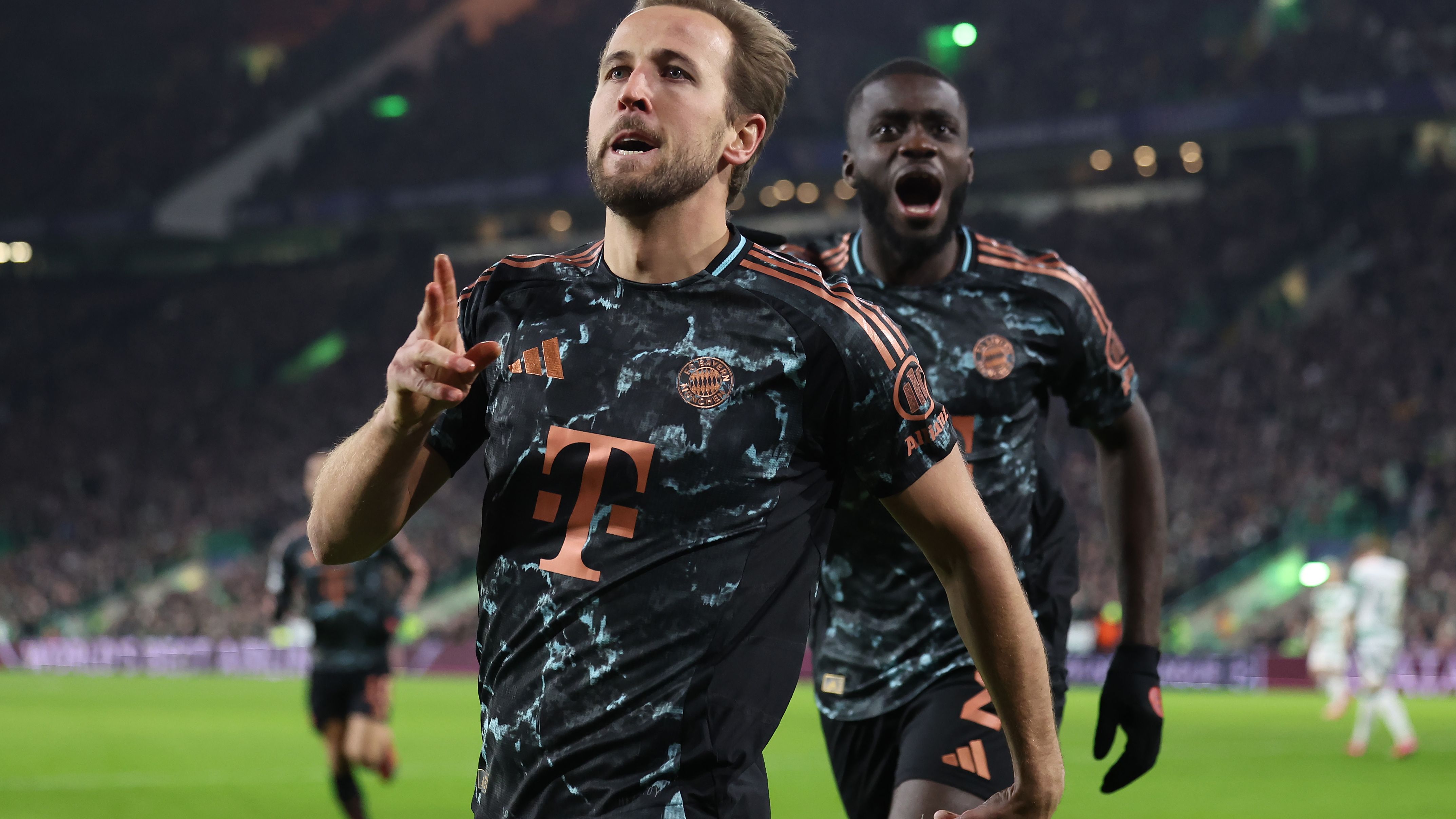 Celtic FC v FC Bayern München - UEFA Champions League 2024/25 League Knockout Play-off First Leg