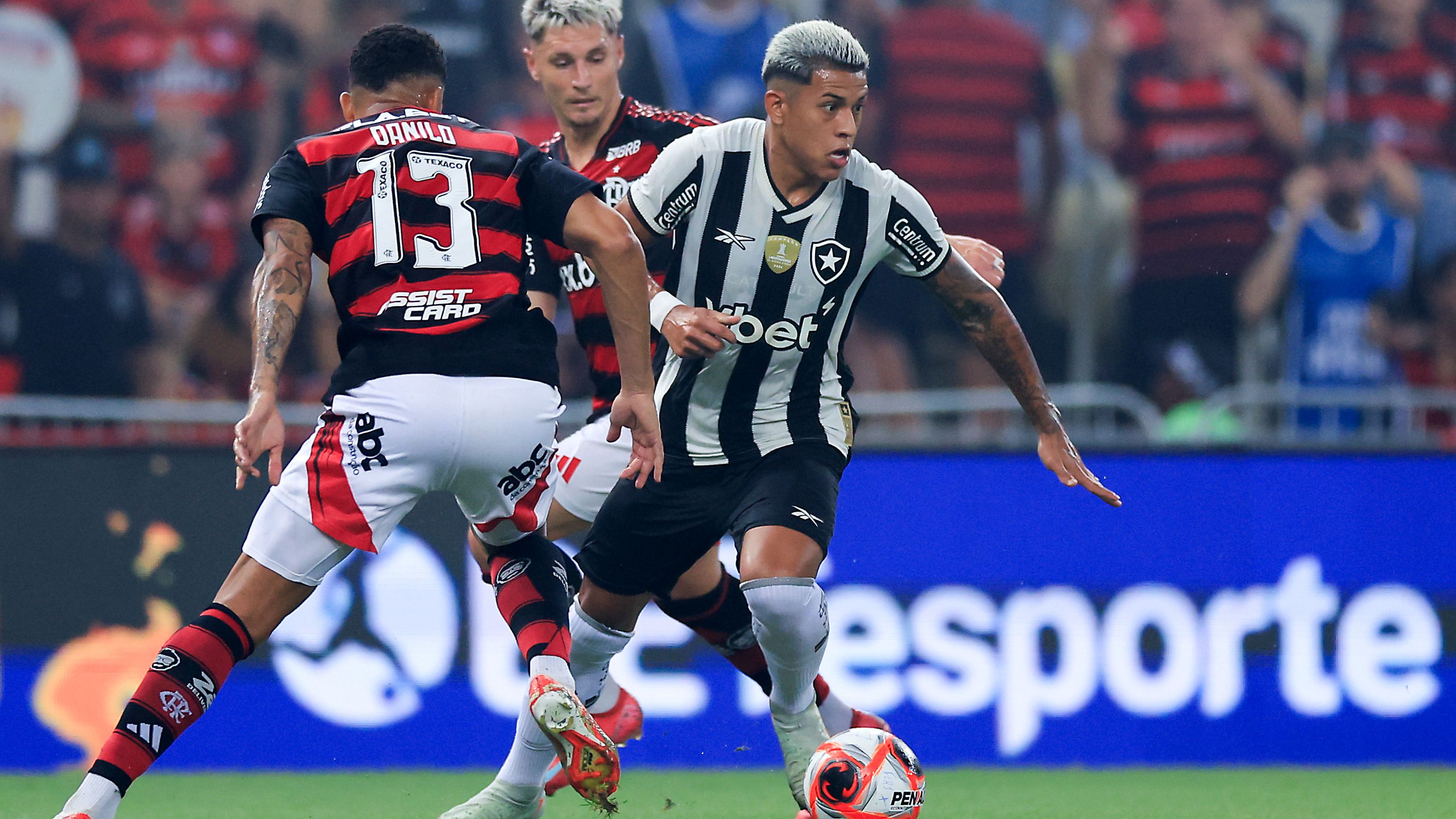 Flamengo v Botafogo - Campeonato Carioaca 2025