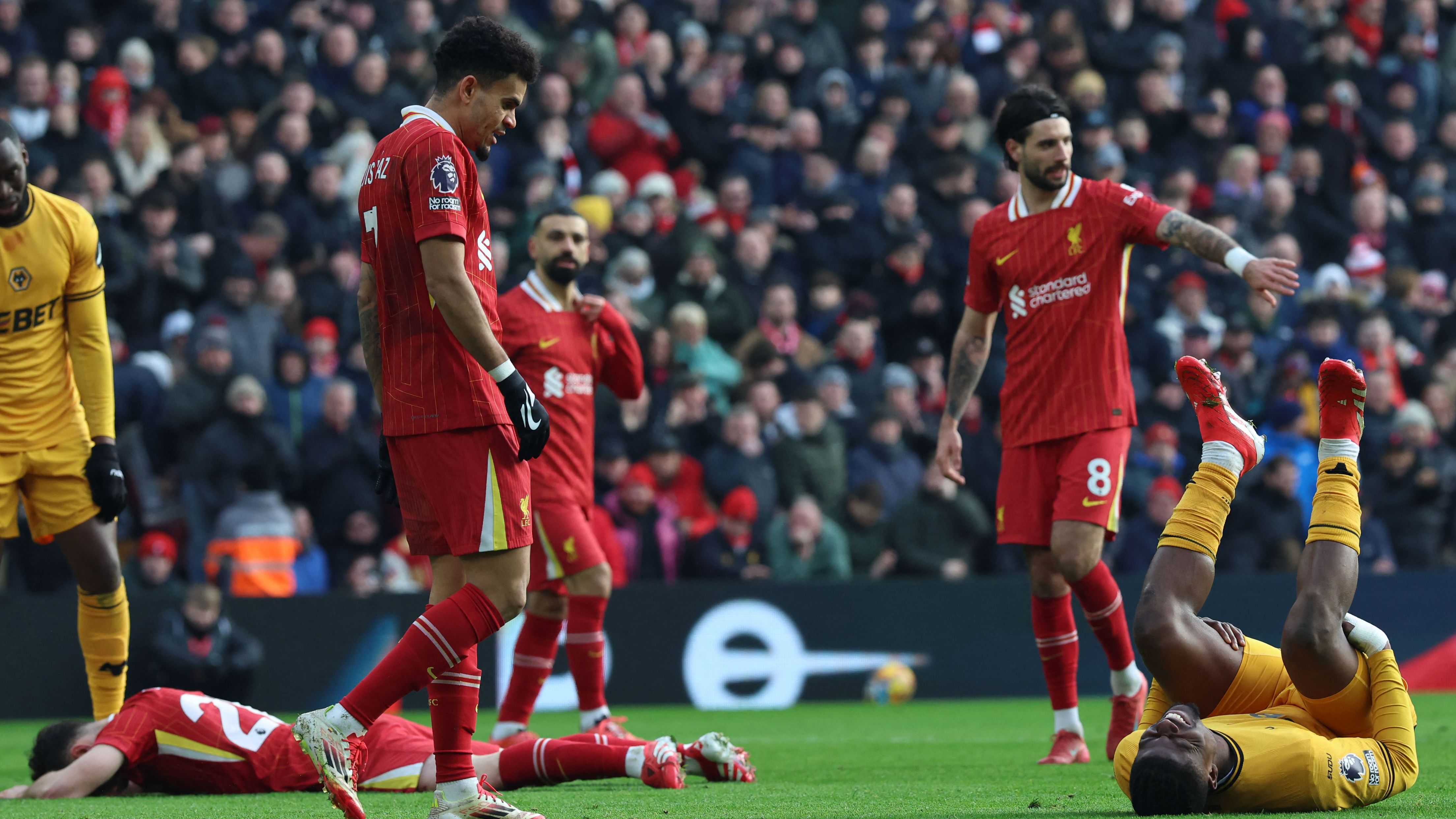 FBL-ENG-PR-LIVERPOOL-WOLVES