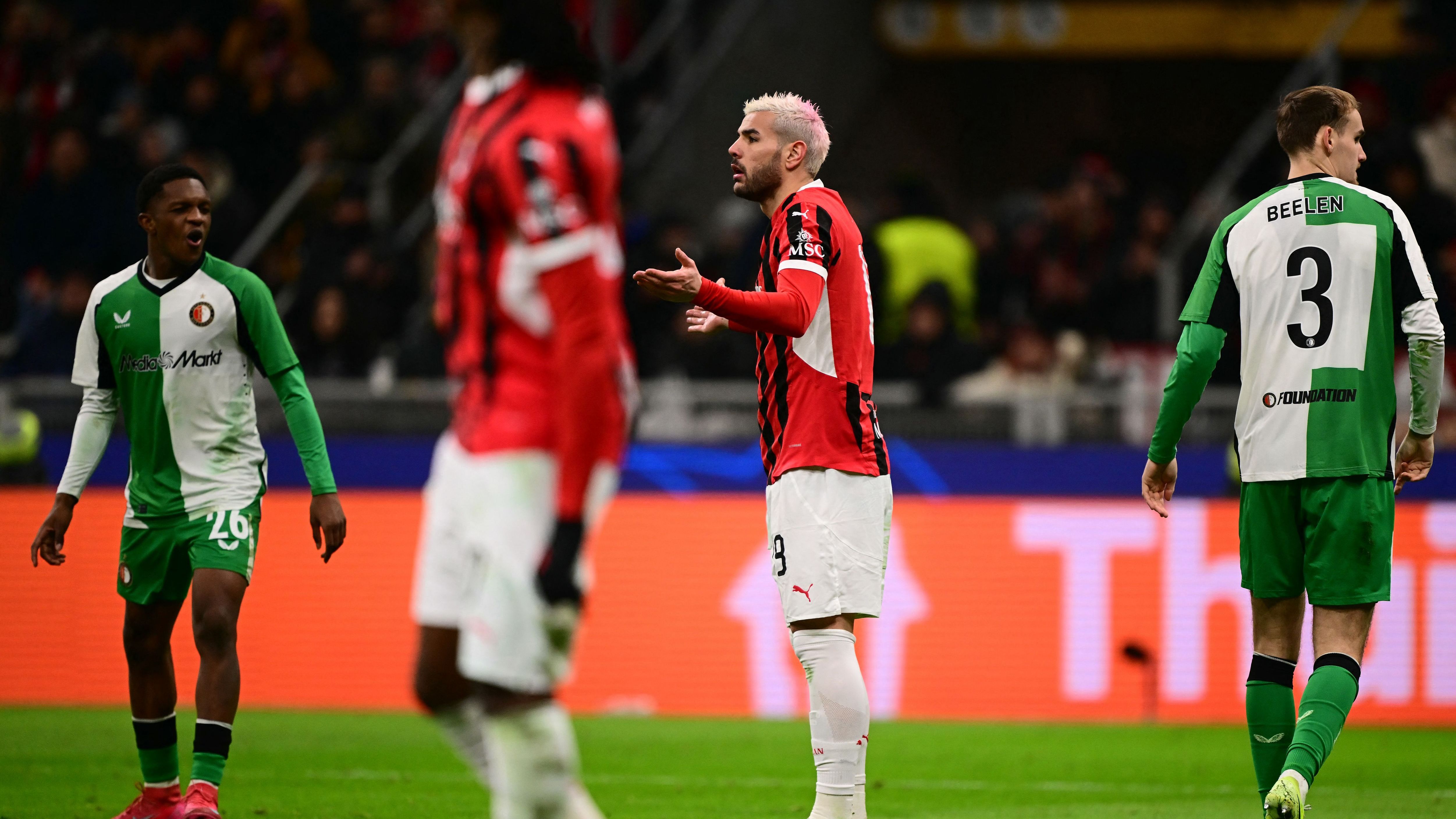 FBL-EUR-C1-MILAN-FEYENOORD