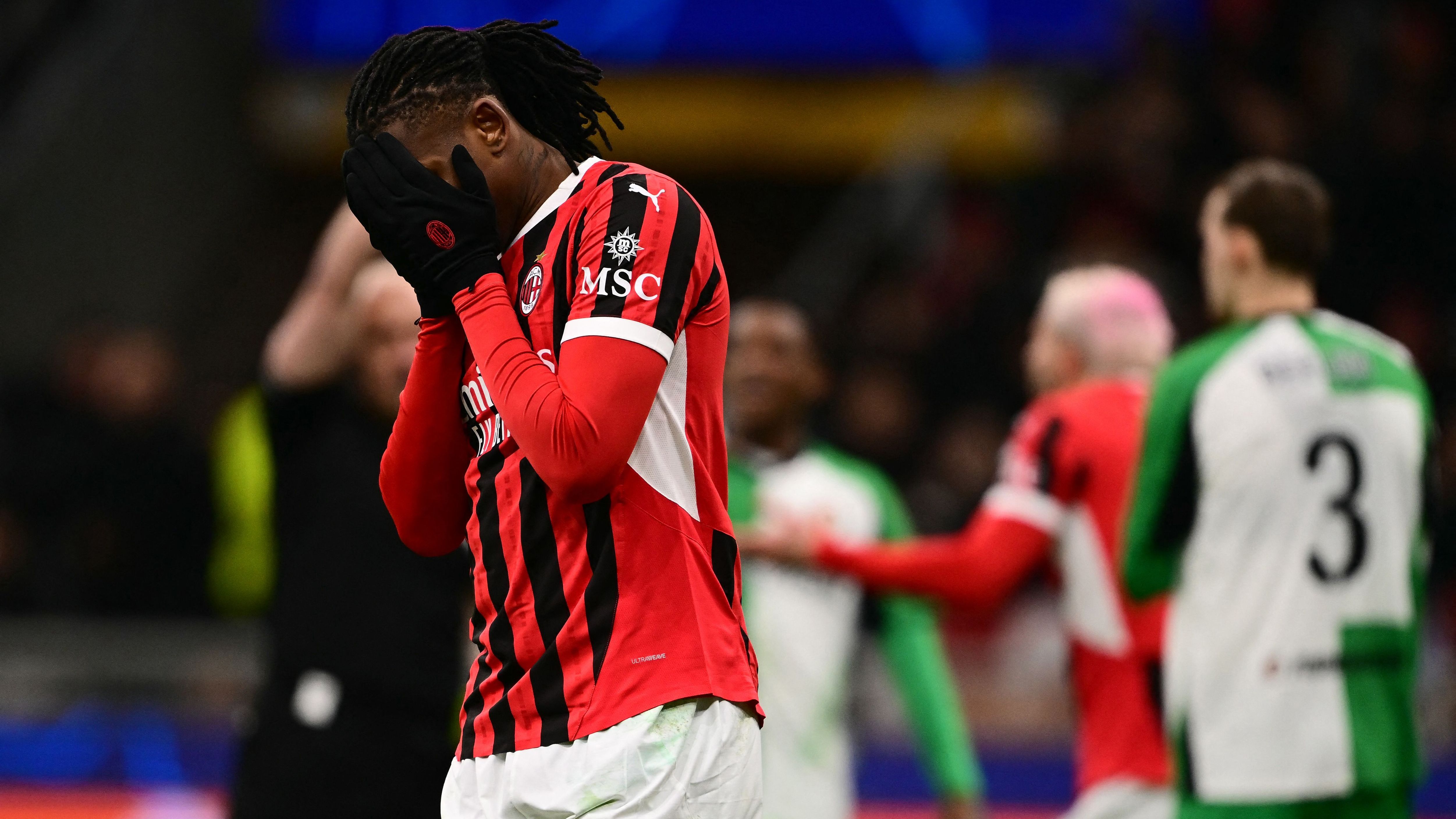 FBL-EUR-C1-MILAN-FEYENOORD