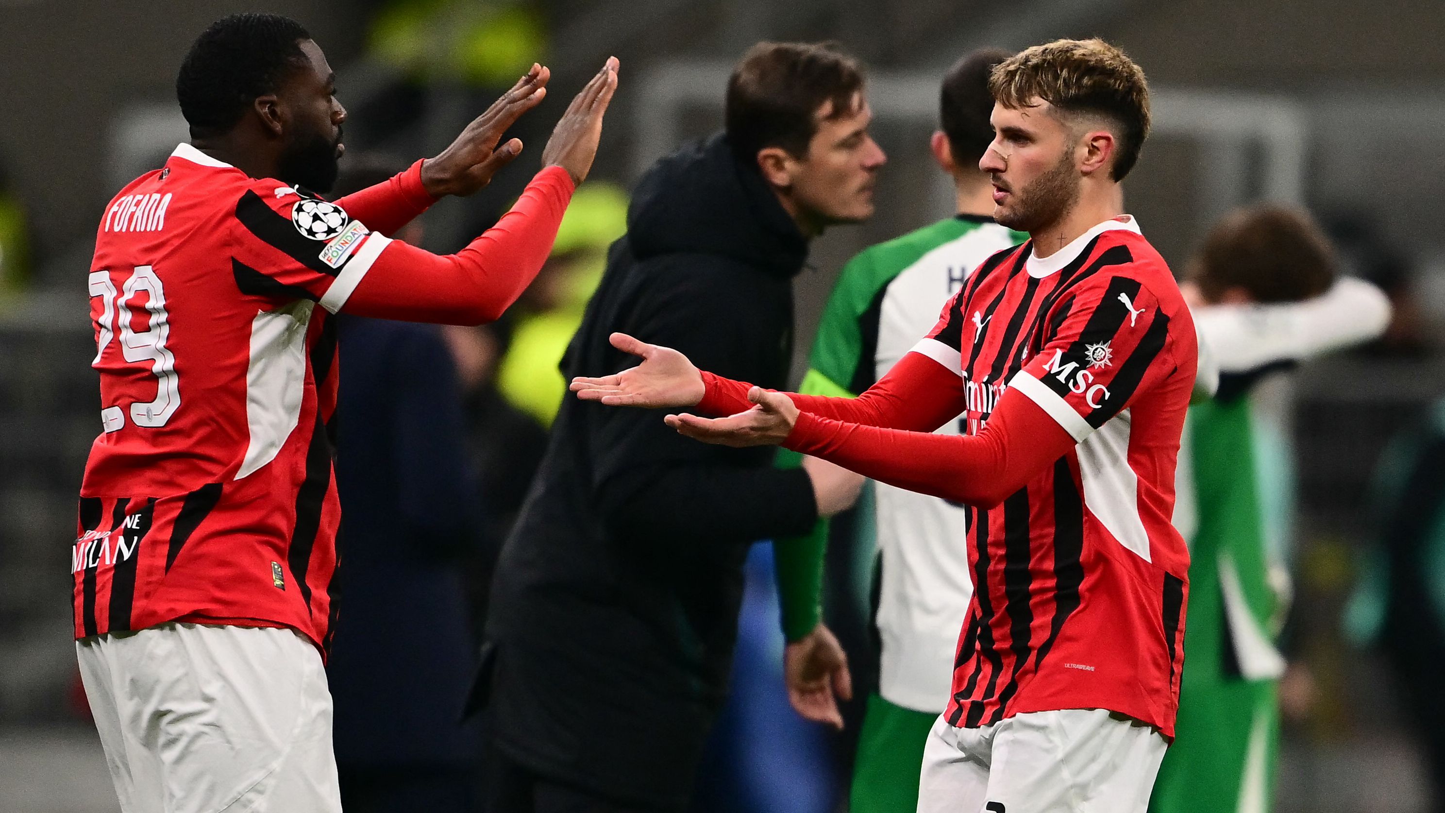 FBL-EUR-C1-MILAN-FEYENOORD