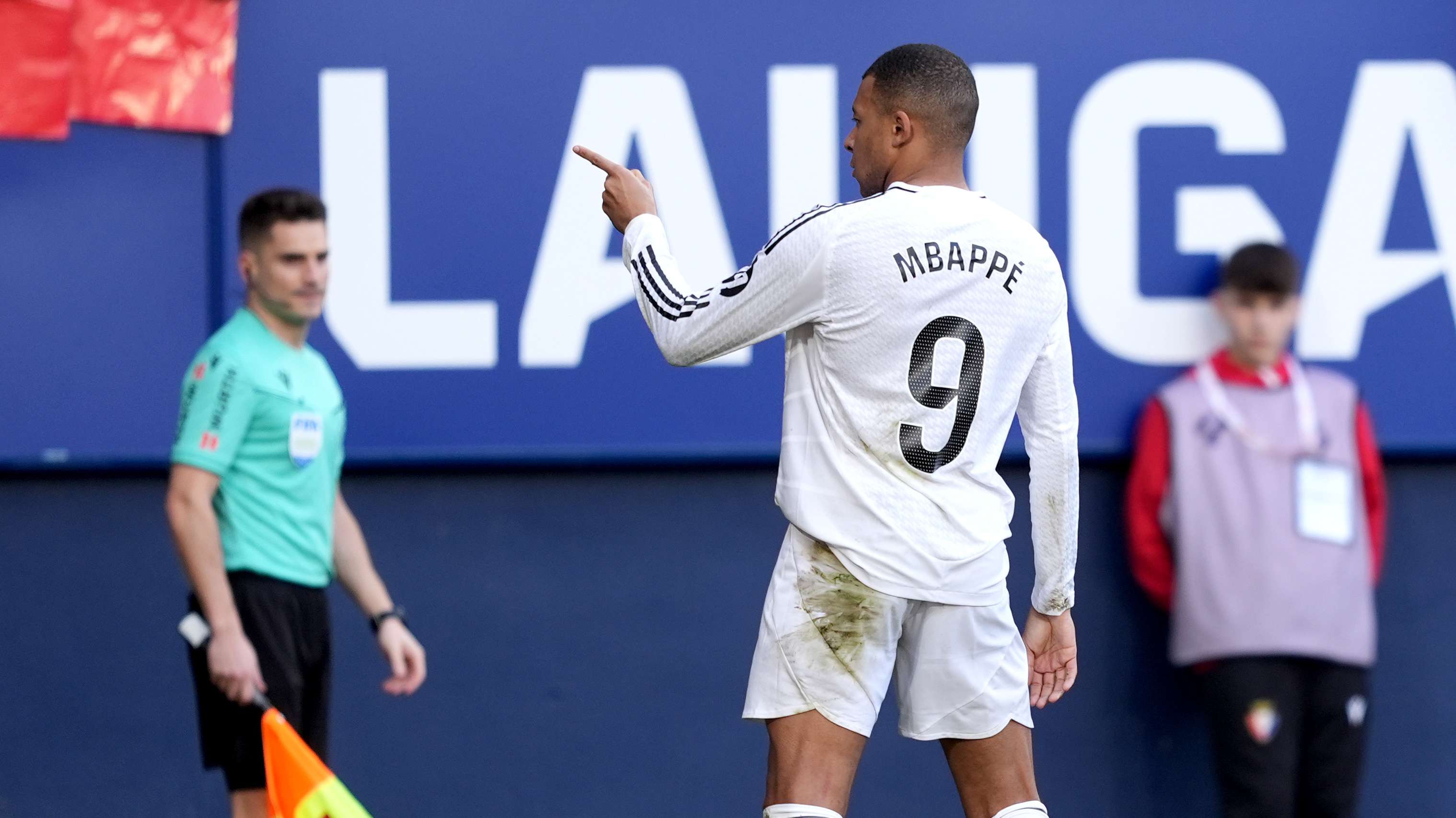 CA Osasuna v Real Madrid CF - La Liga EA Sports