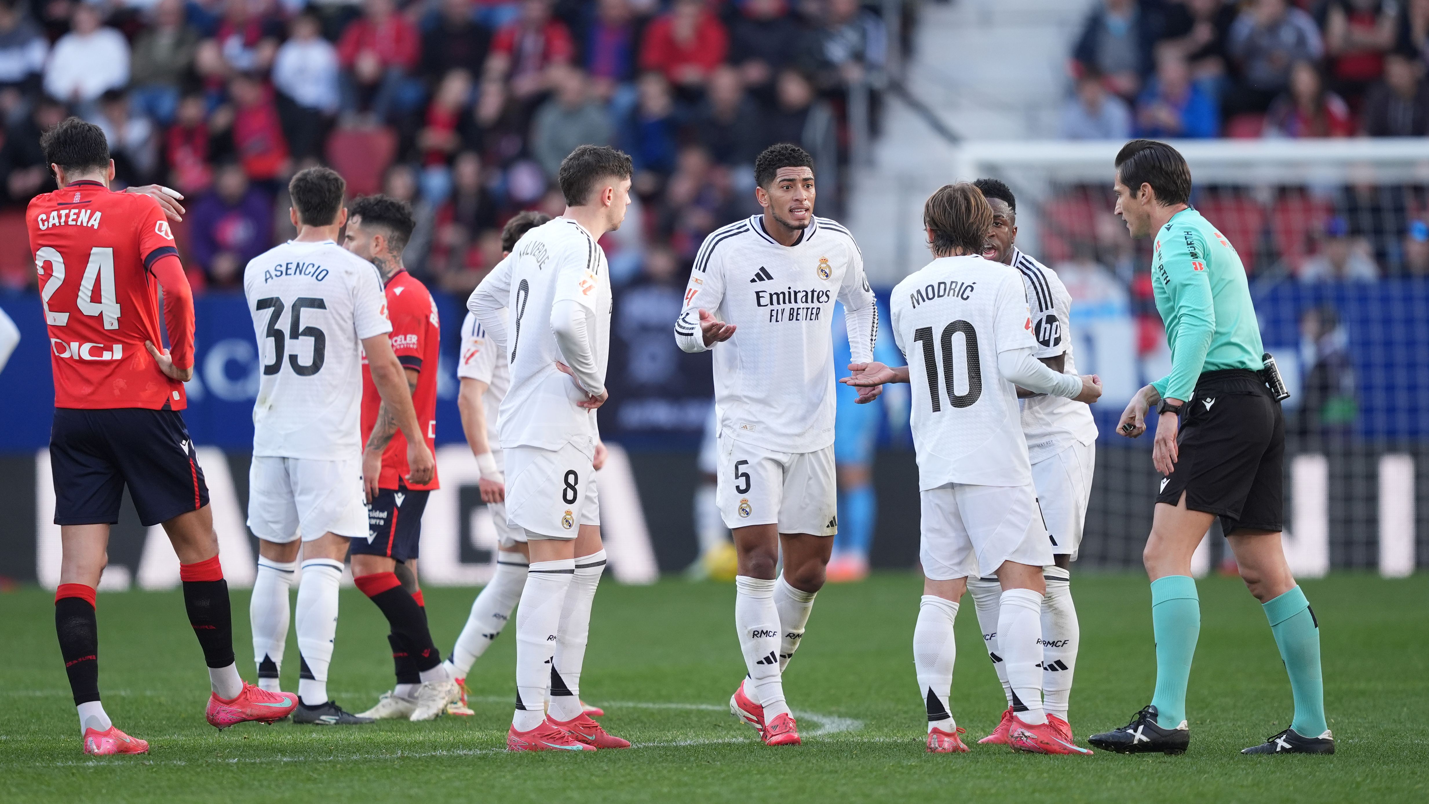 CA Osasuna v Real Madrid CF - La Liga EA Sports