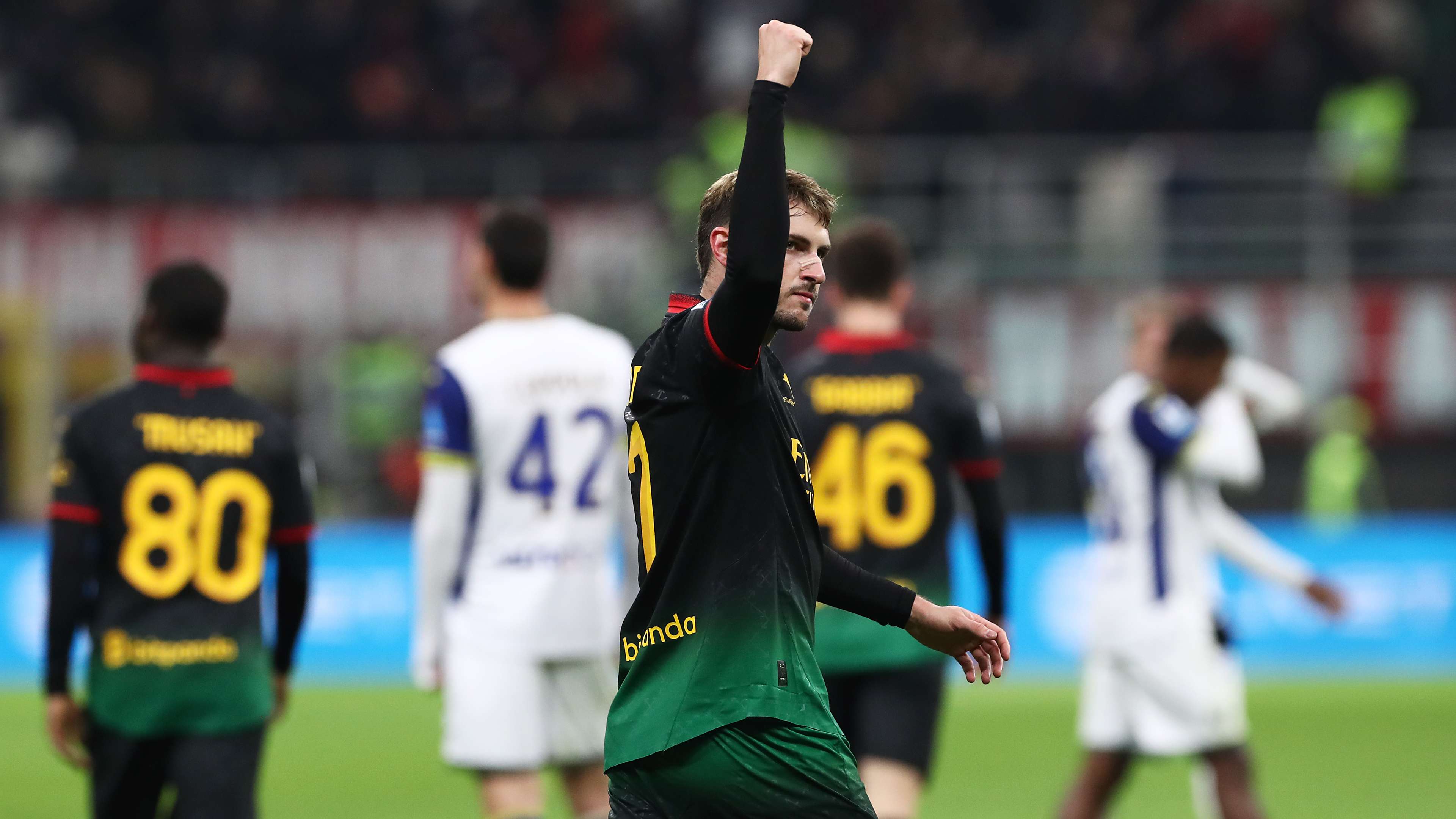 VIDEO: Santiago Giménez le da el triunfo al AC Milan con su gol ante el Hellas Verona en la Serie A | Goal.com México