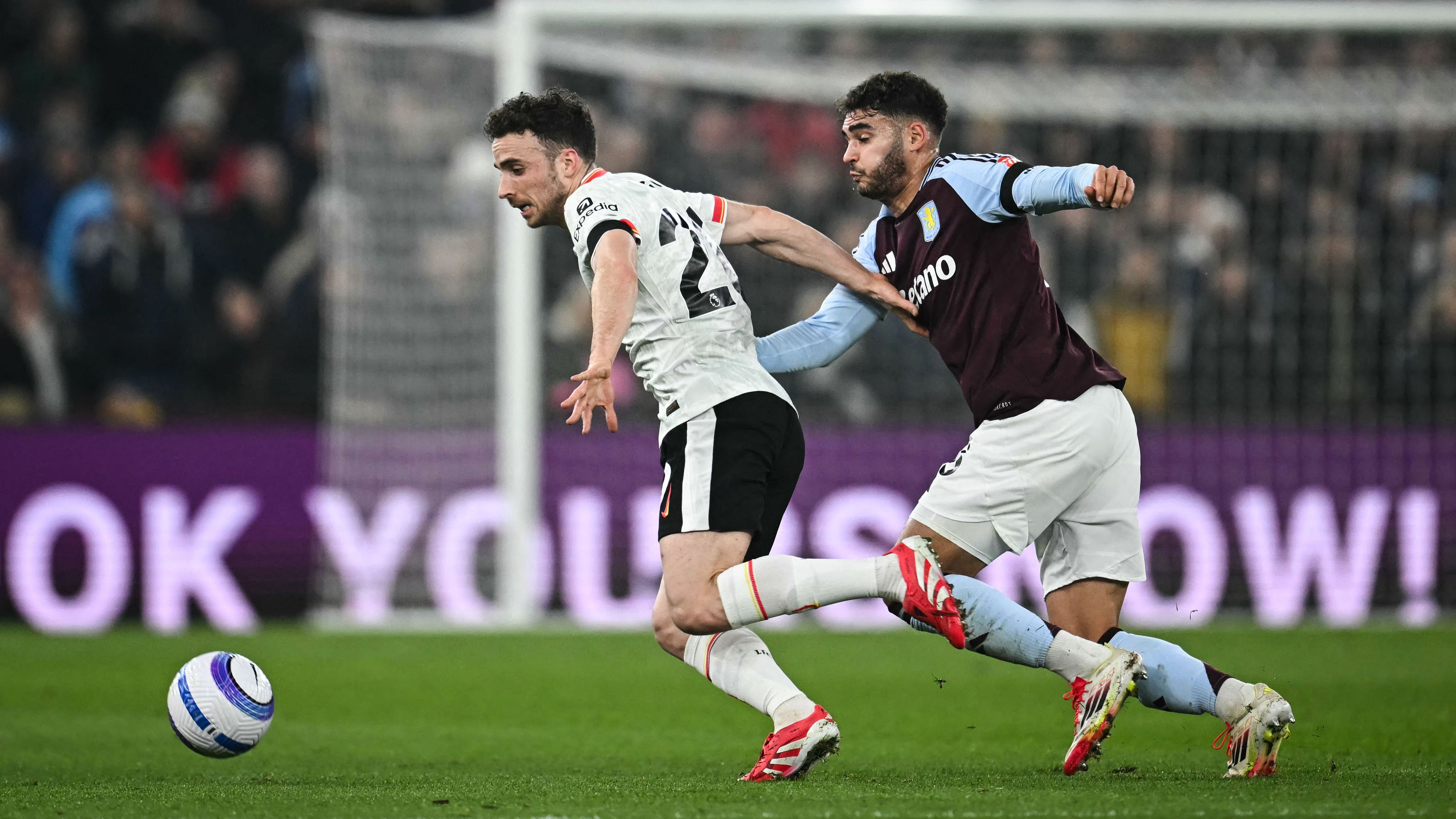 FBL-ENG-PR-ASTON VILLA-LIVERPOOL