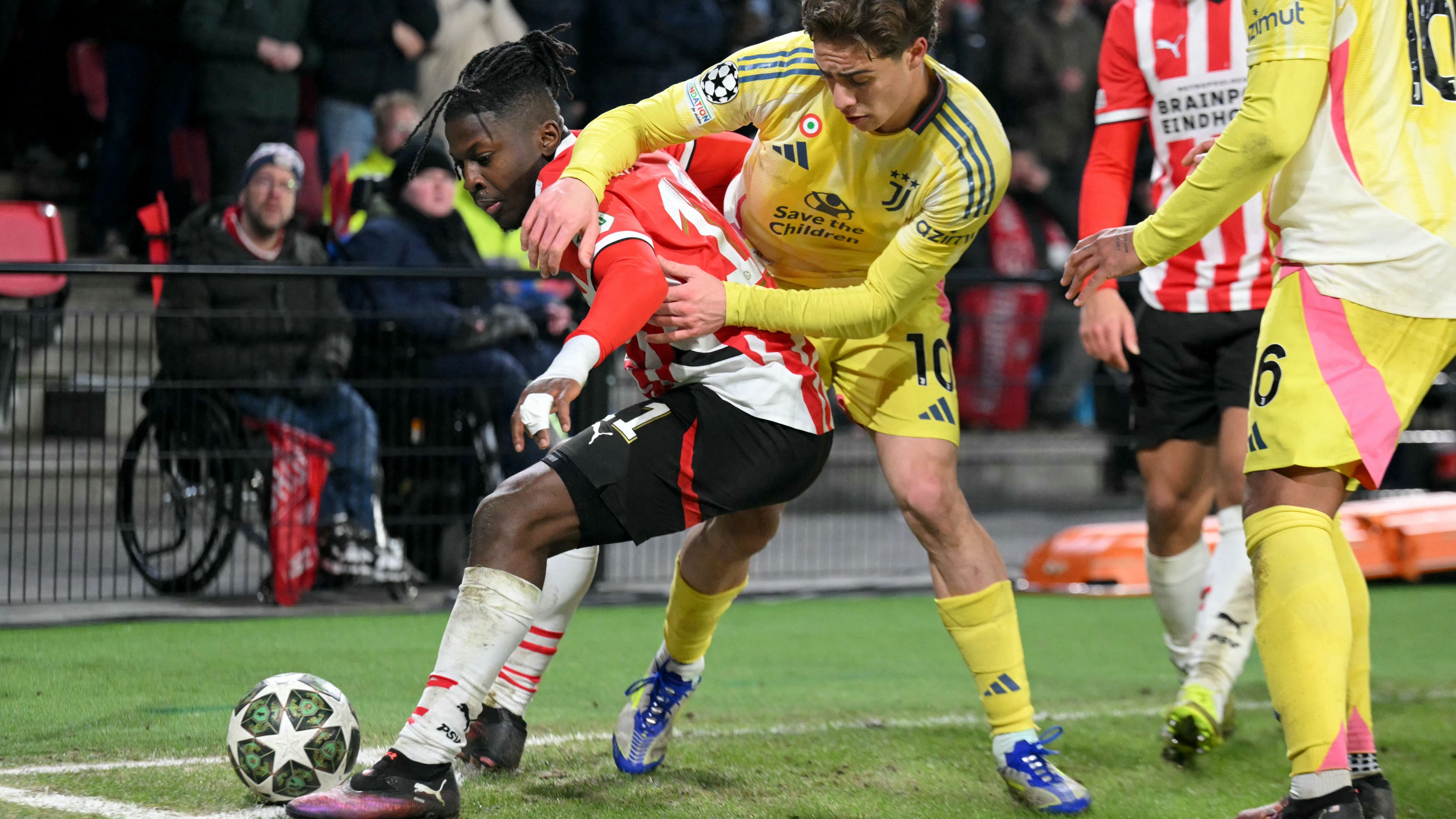 FBL-EUR-C1-PSV EINDHOVEN-JUVENTUS