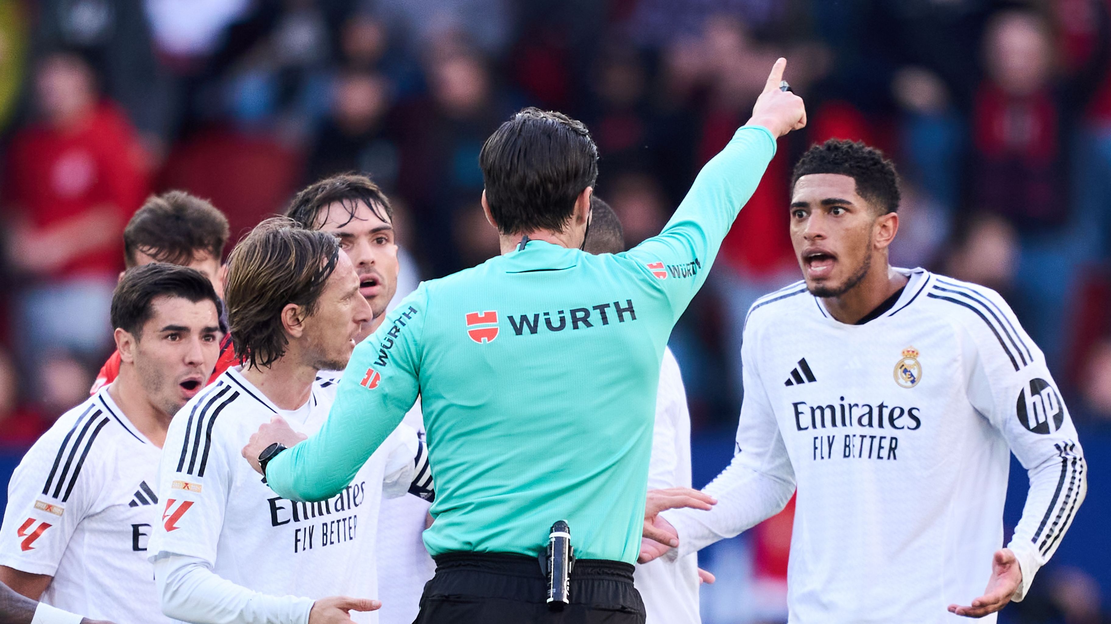 CA Osasuna v Real Madrid CF - La Liga EA Sports