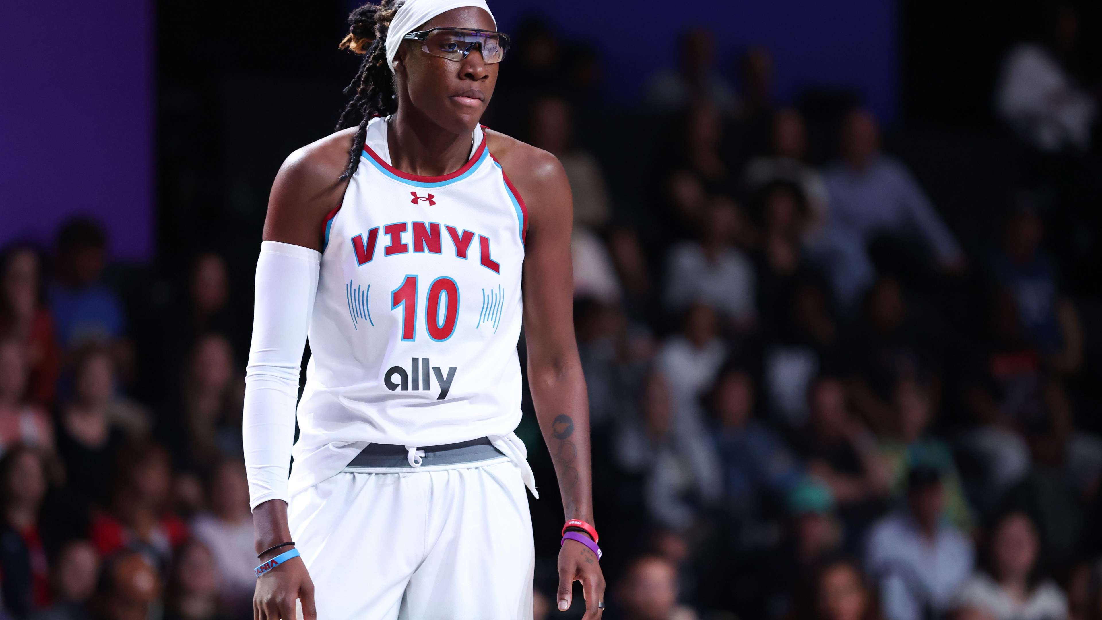 Lunar Owls v Vinyl - Unrivaled 2025