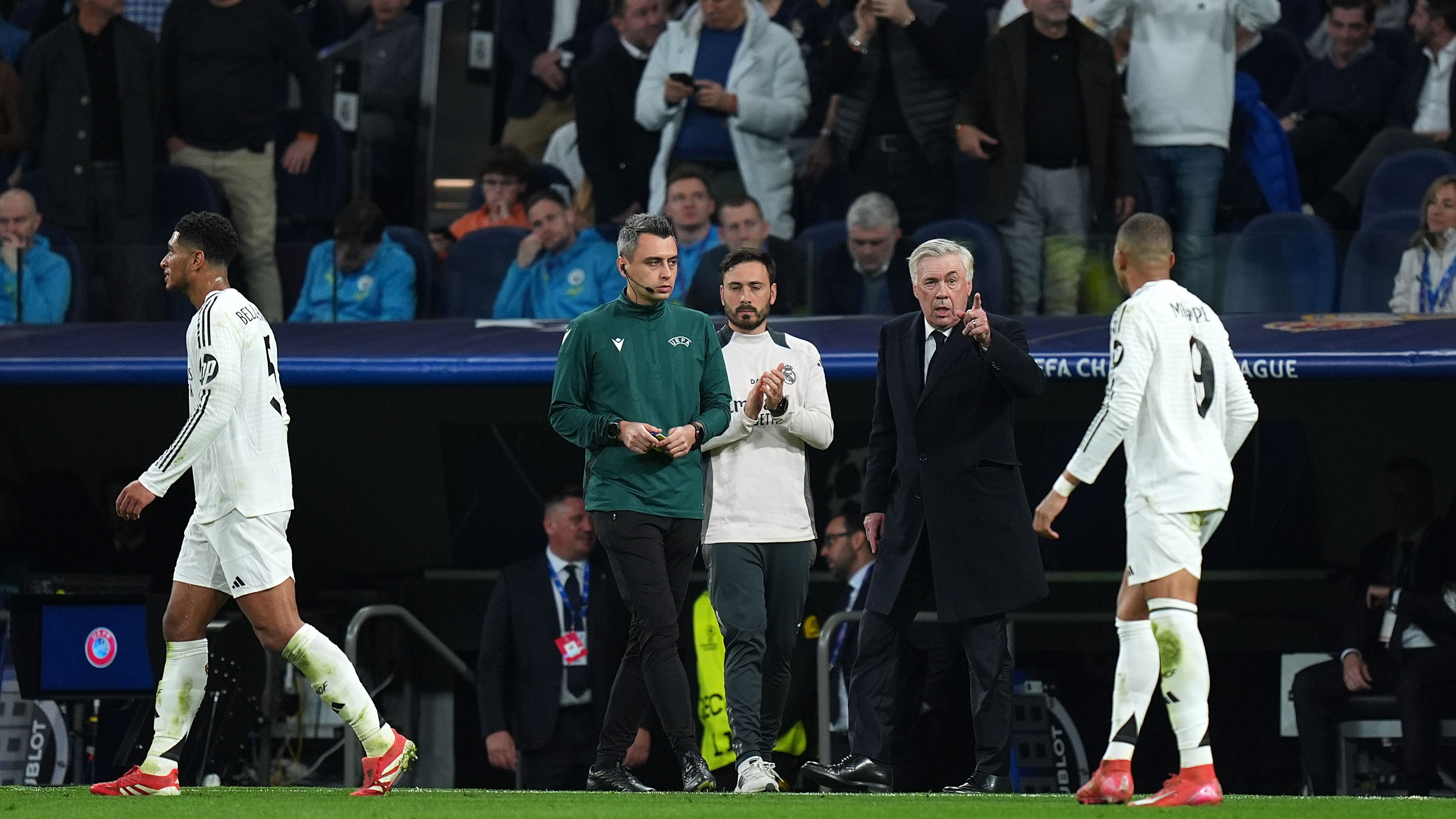 Real Madrid C.F. v Manchester City - UEFA Champions League 2024/25 League Knockout Play-off Second Leg