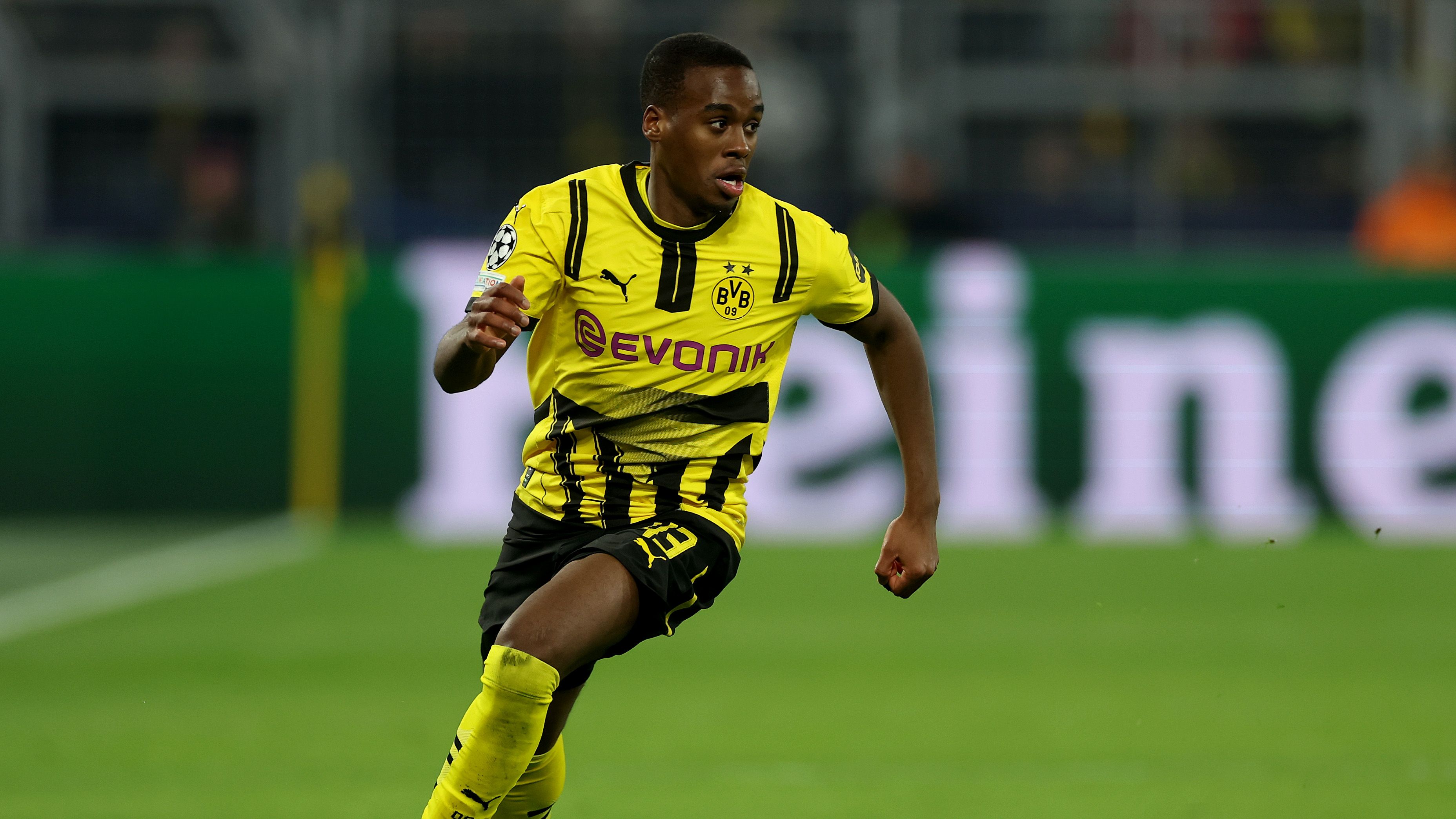 Borussia Dortmund v Sporting Clube de Portugal - UEFA Champions League 2024/25 League Knockout Play-off Second Leg